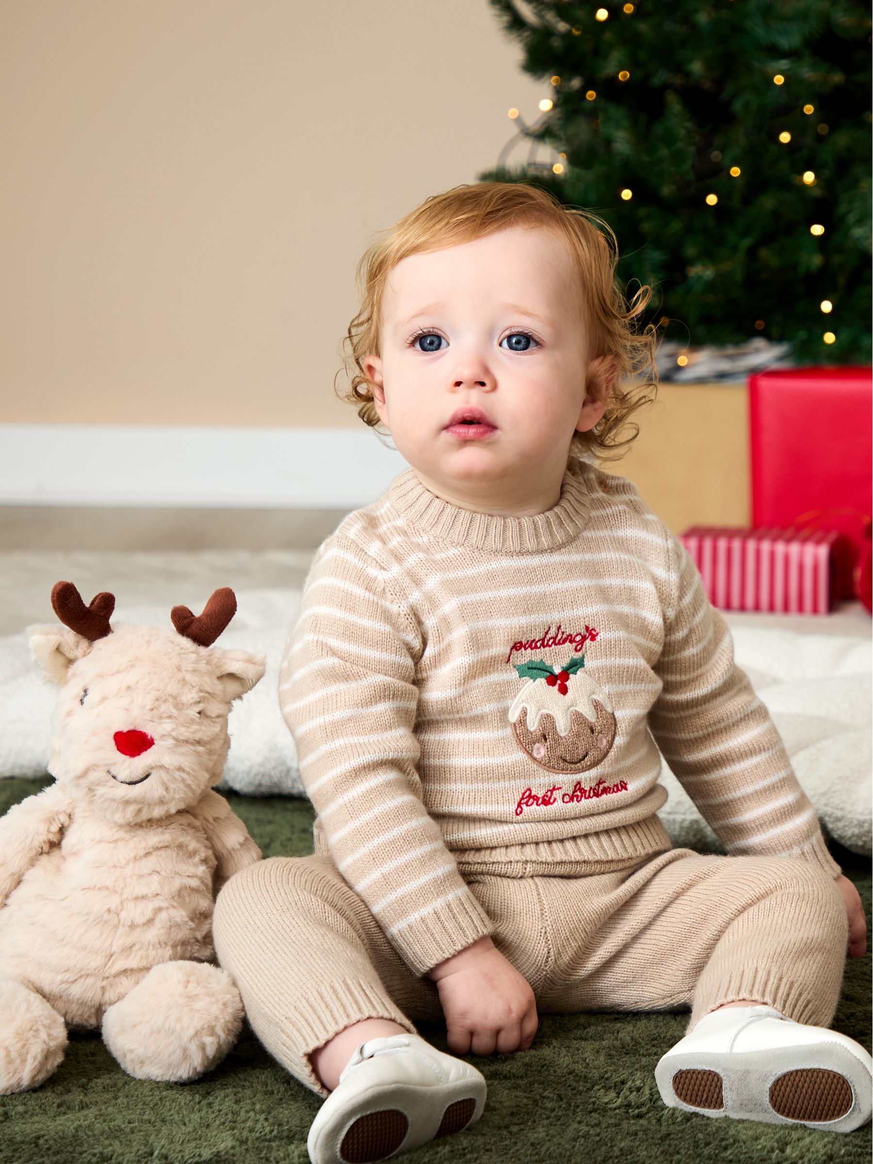 René Reindeer Soft Toy Plushie - Medium - Image 4 of 4