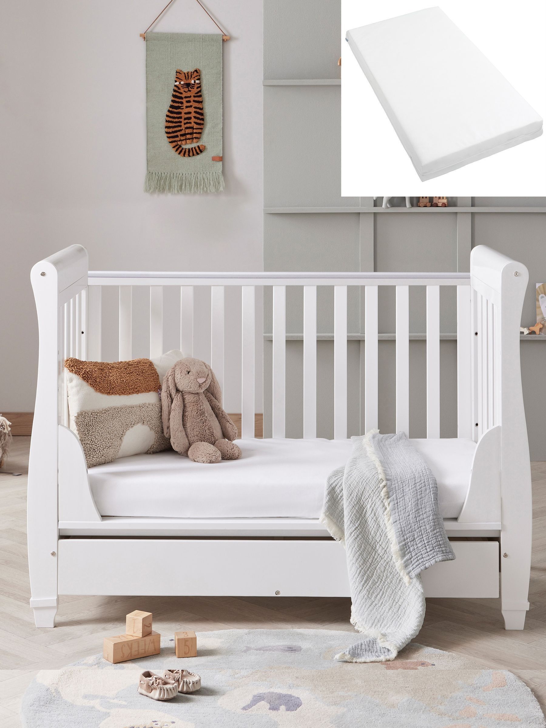 Babymore White Eva Cot Bed with Fibre Mattress - Image 3 of 6
