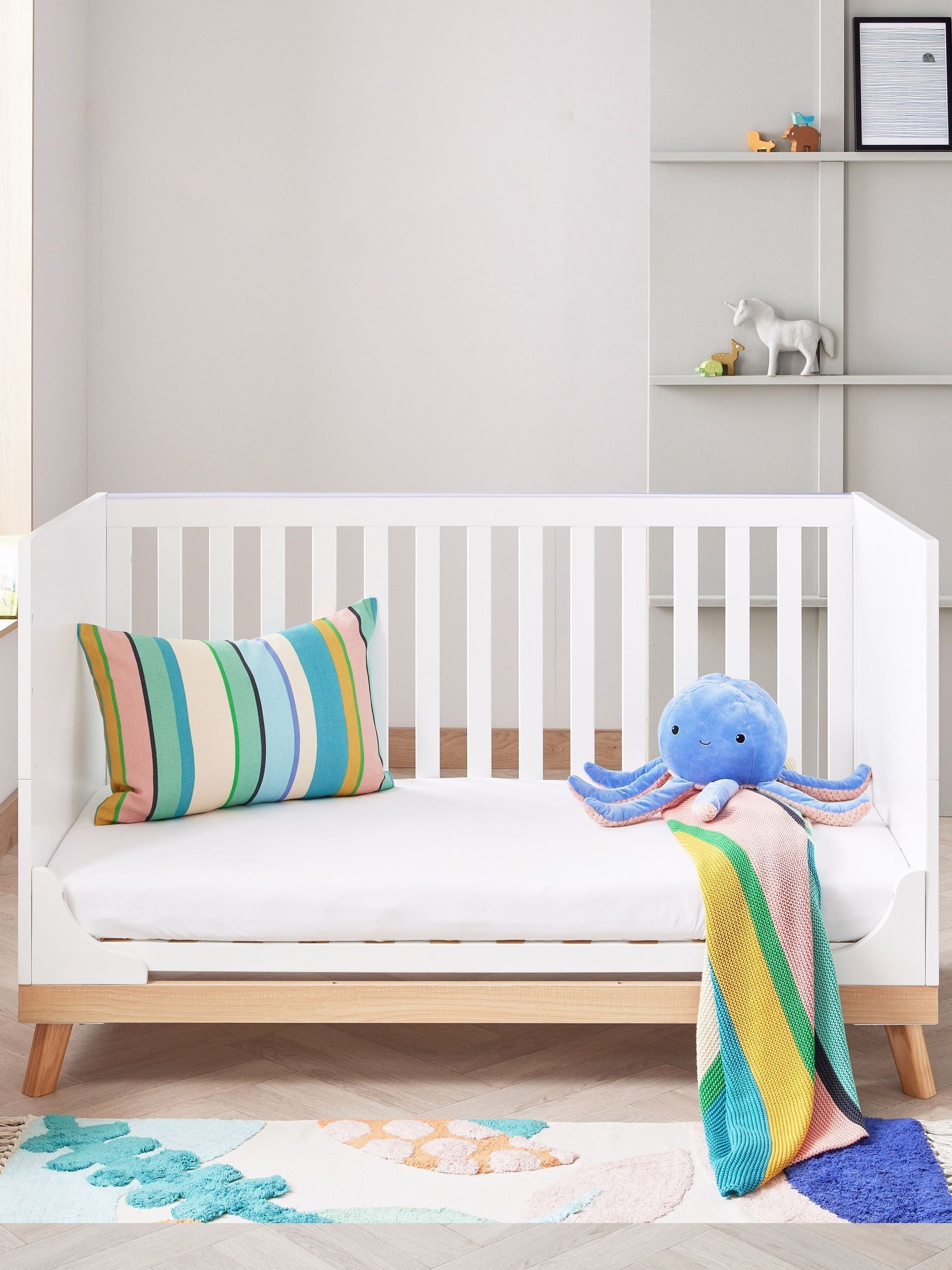 Babymore White Mona Cot Bed - Image 3 of 4