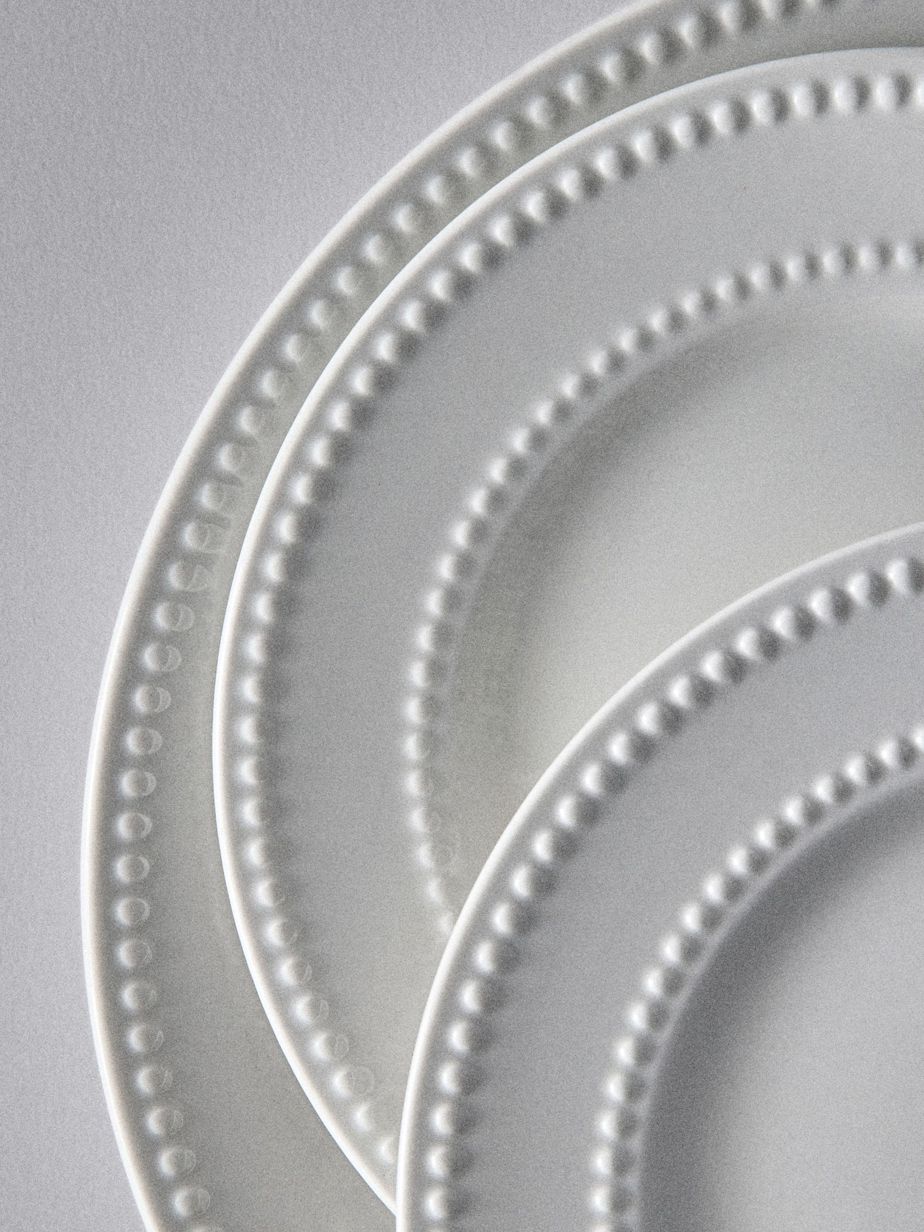 16 Piece Bobble Dinner and Mugs Set White - Image 5 of 6
