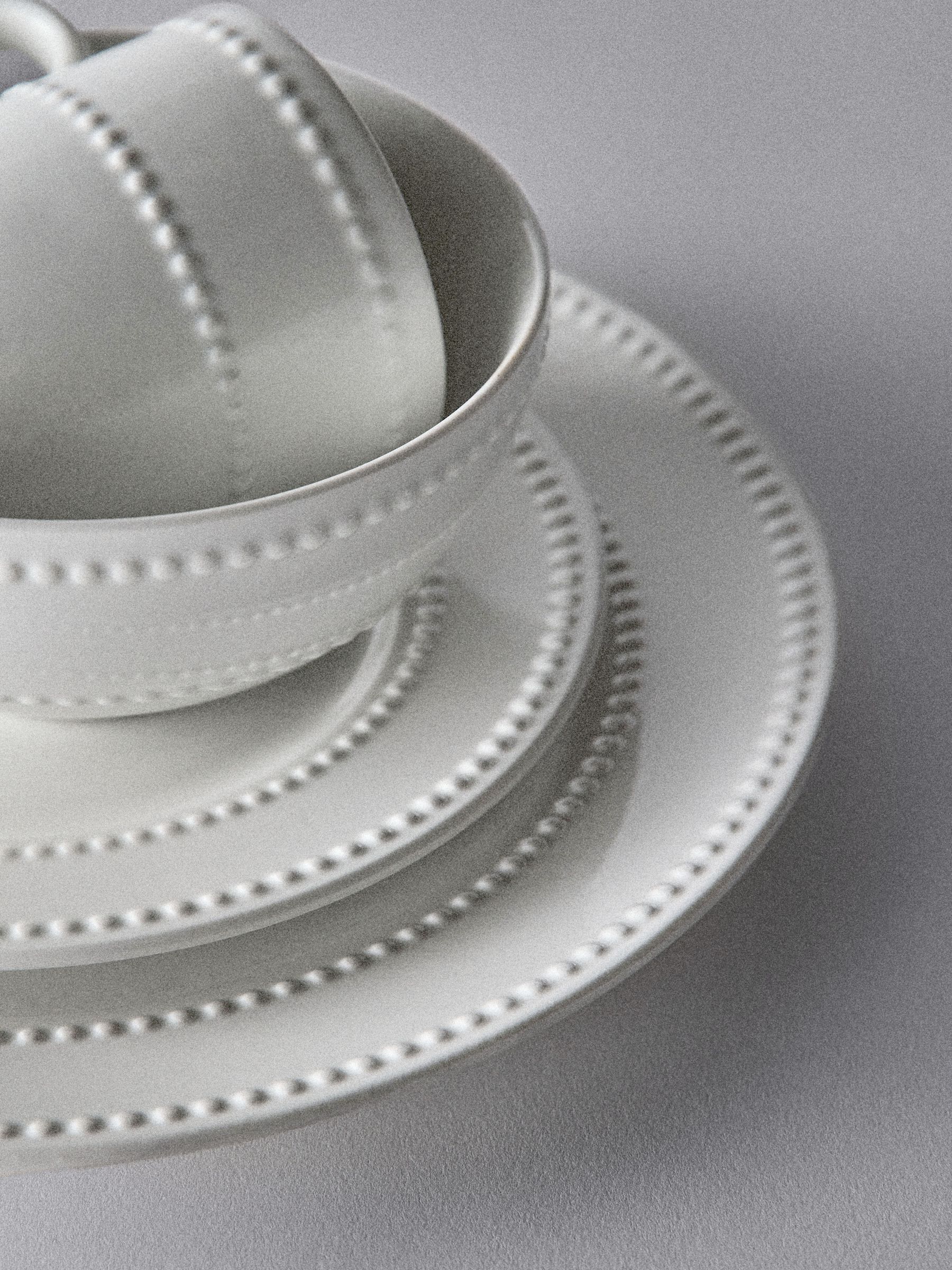 16 Piece Bobble Dinner and Mugs Set White - Image 6 of 6 16 Piece Bobble Dinner and Mugs Set White - Image 6 of 6