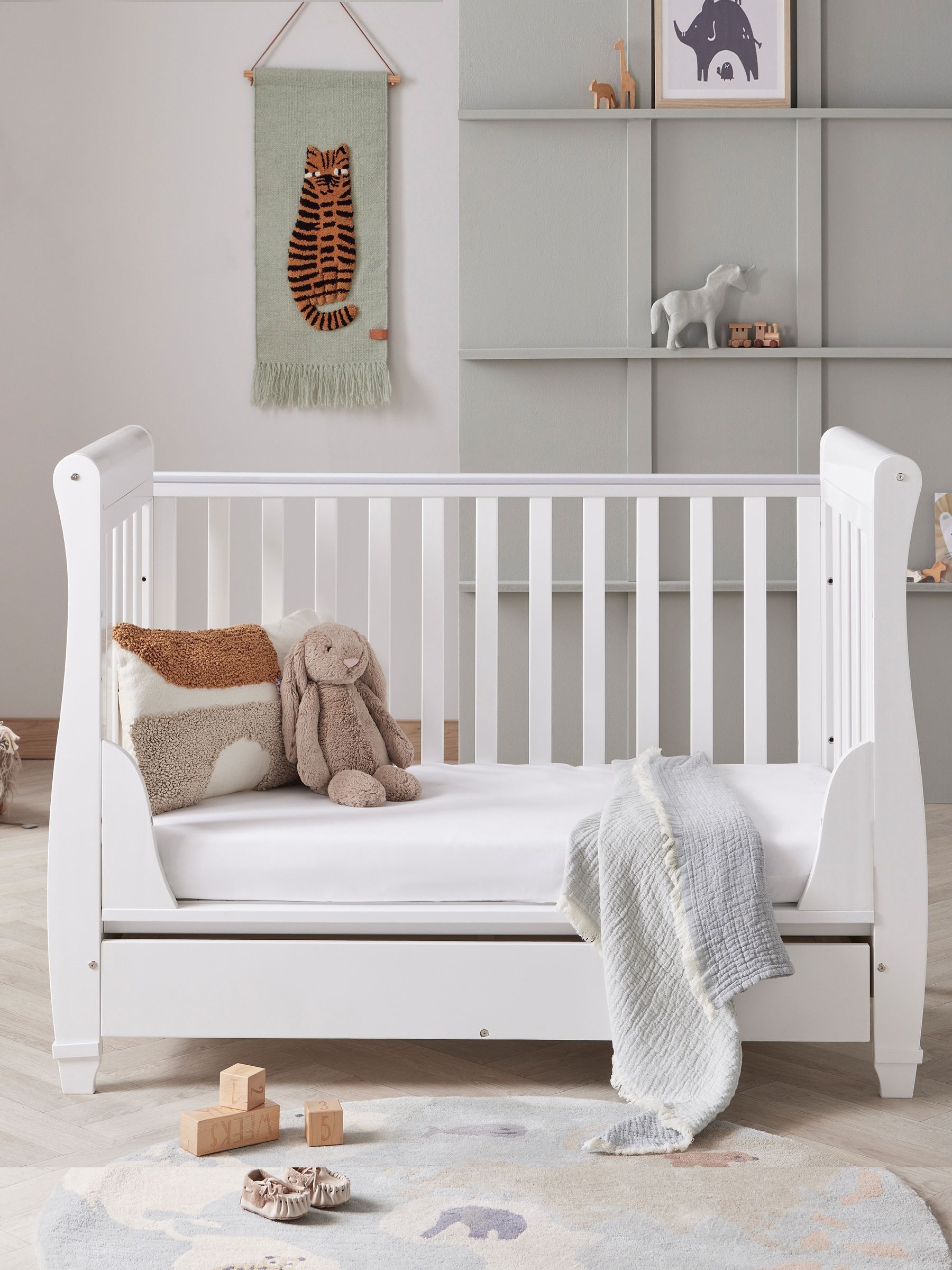 Babymore White Eva Sleigh Cot Bed Dropside with Drawer - Image 3 of 5