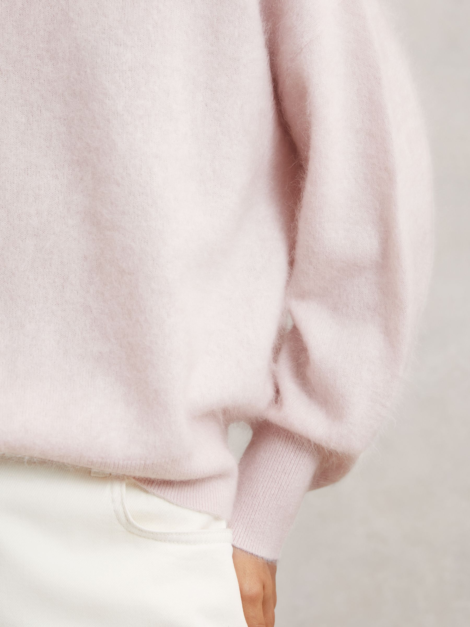 Brushed Cashmere Crew Neck Jumper in Pink - Image 4 of 6