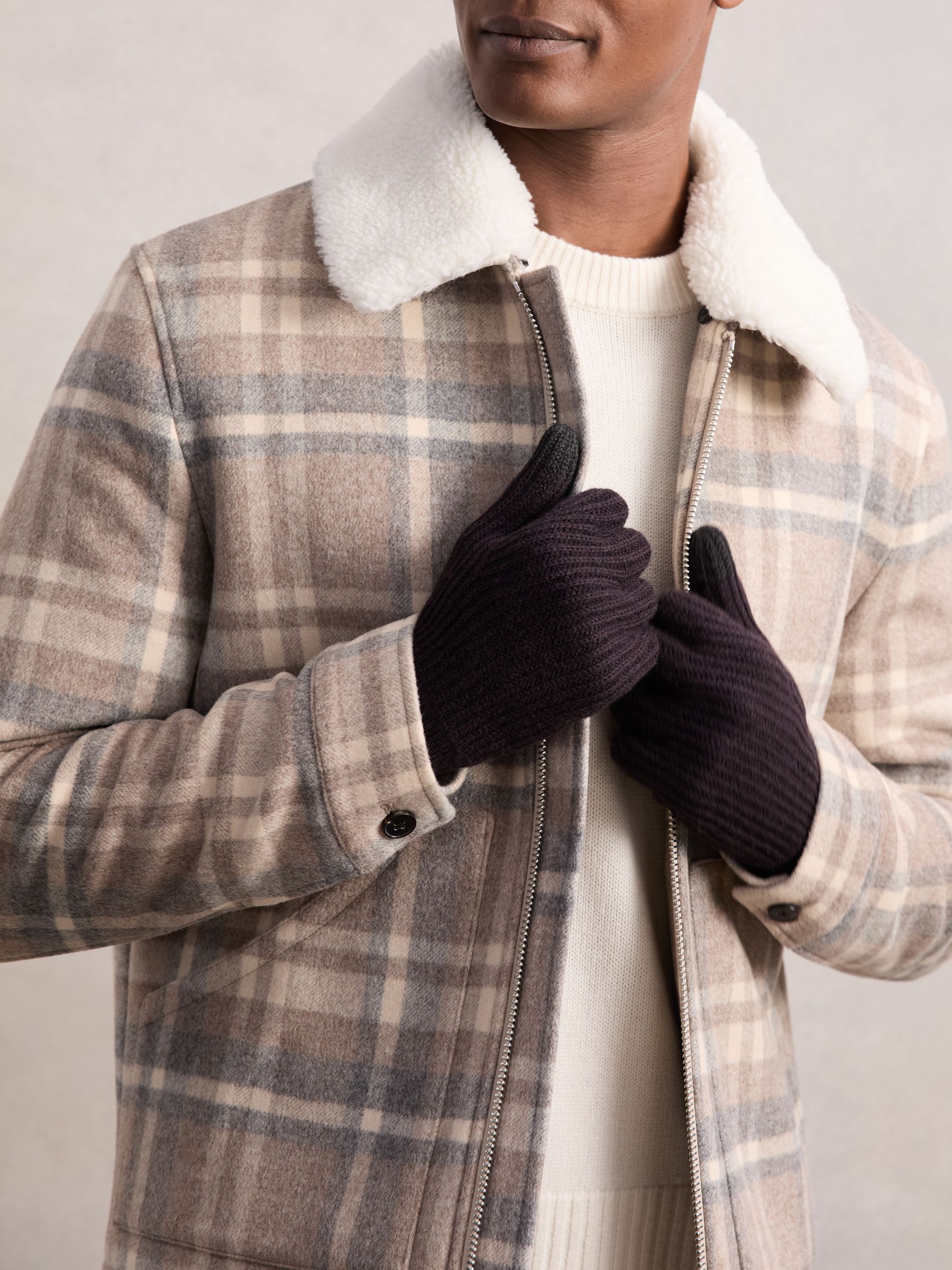 Ribbed-Merino Touchscreen Gloves in Chocolate Brown - Image 2 of 3