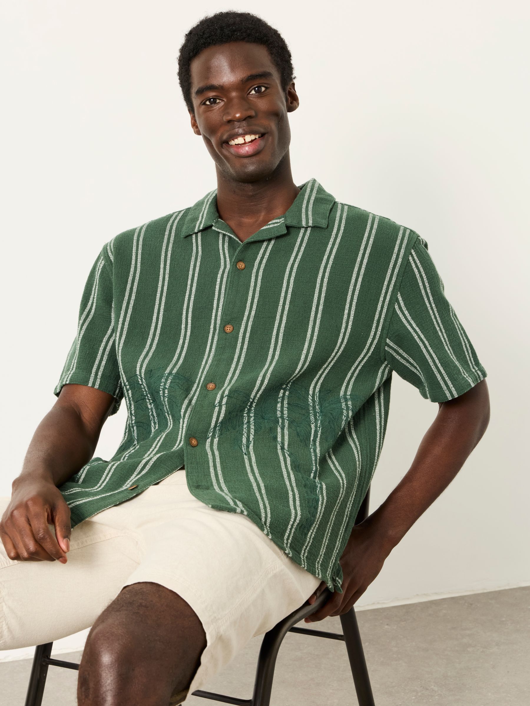 Dark Green Short Sleeve Relaxed Fit Stripe Shirt With Palm Embroidery - Image 4 of 6