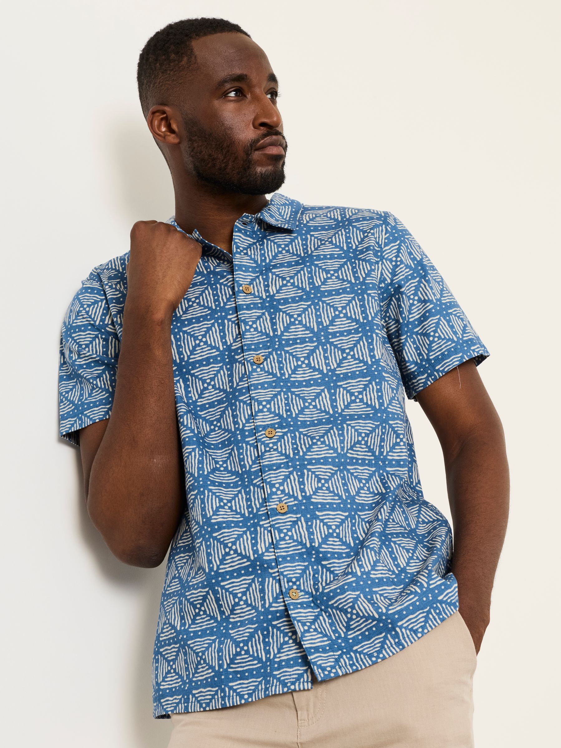 Blue Short Sleeve Geometric Doodle Pattern Shirt - Image 2 of 7