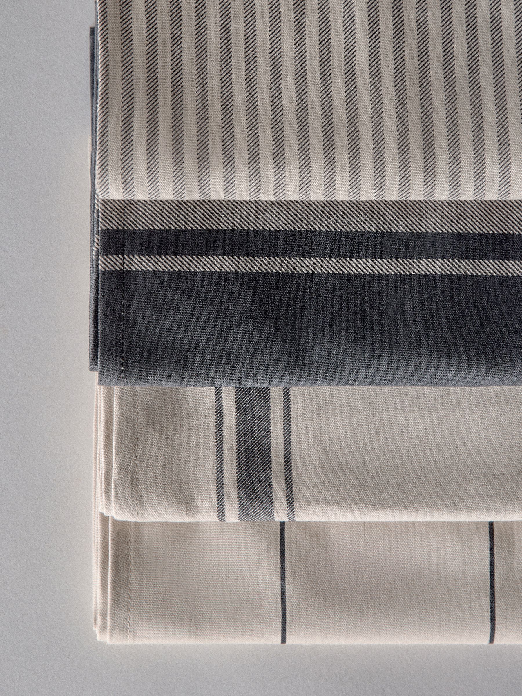 The Set 8 Pack Natural Tea Towels - Image 4 of 5