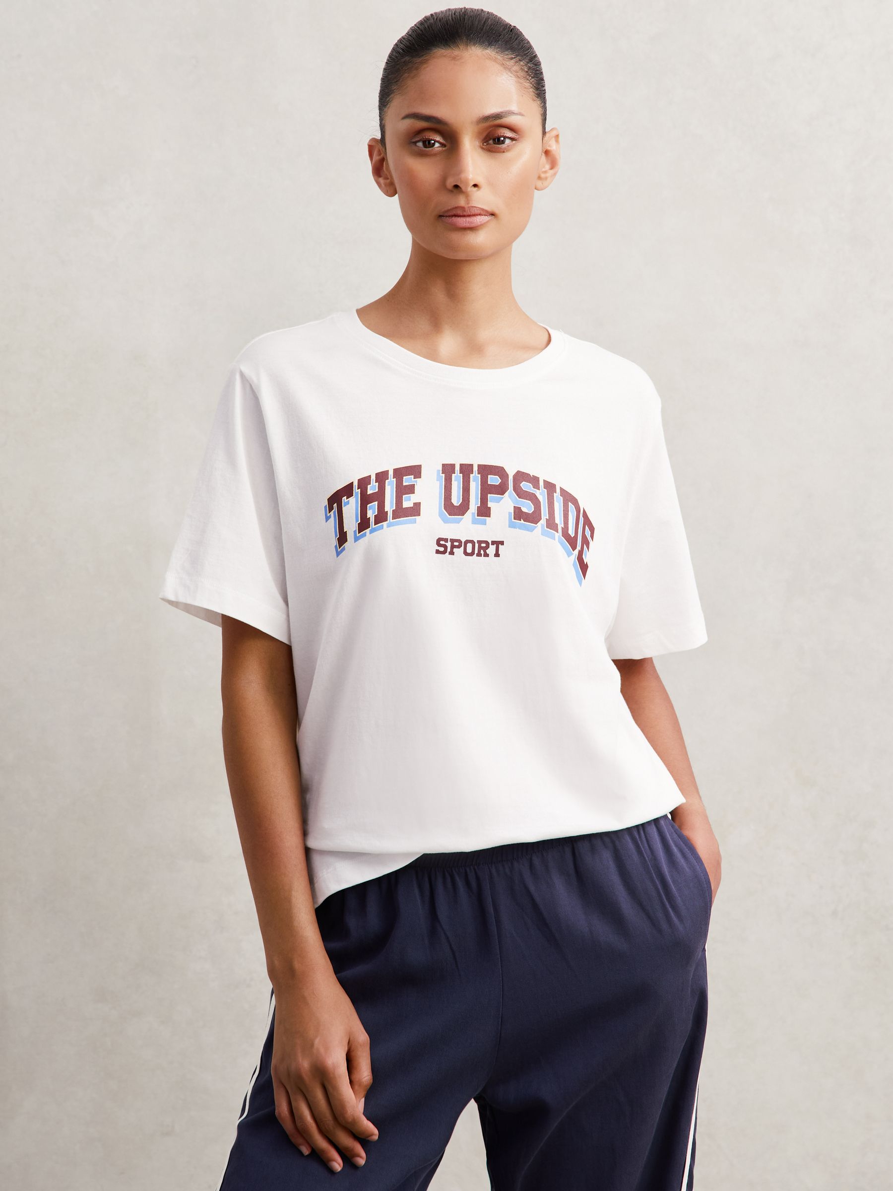 T-Shirt in White - Image 1 of 5