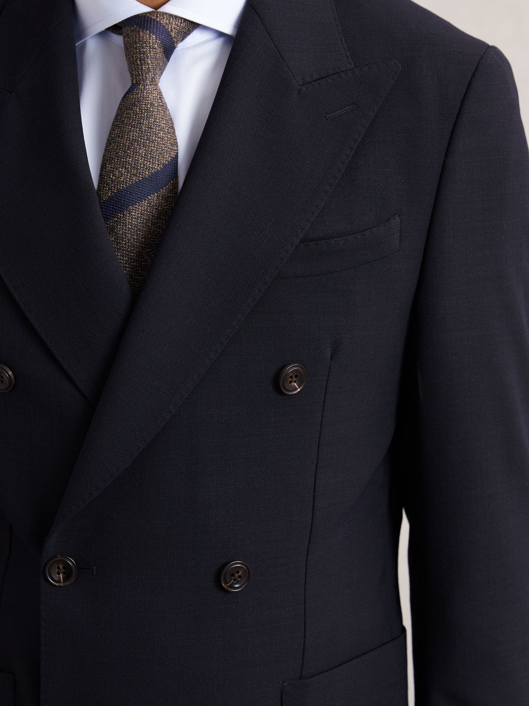 Double-Breasted Textured Suit Blazer Slim-Fit With Wool in Navy - Image 3 of 8