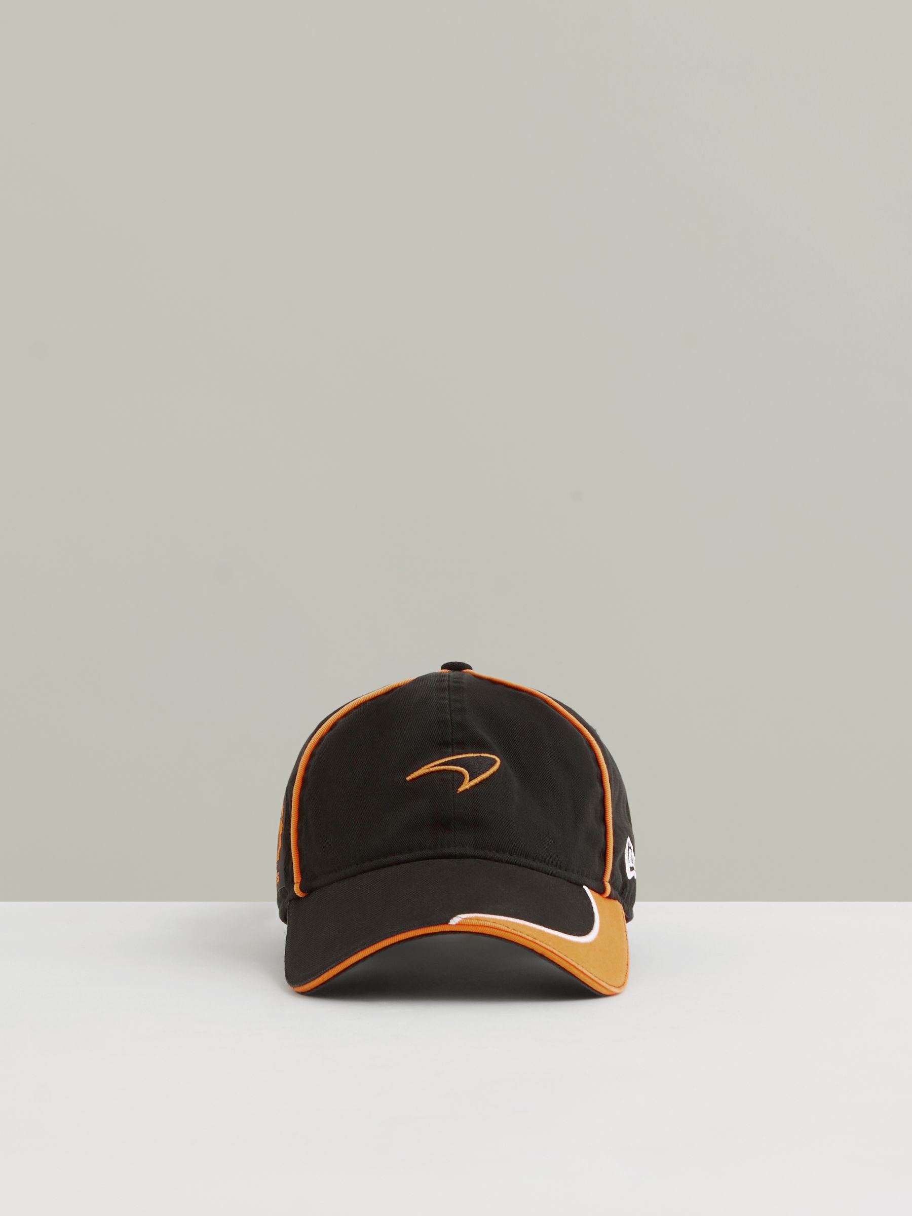 قبعة Twenty بتأثير باهت بشعار Speedmark لفريق McLaren F1 للجنسين من Reiss - صورة 2 من 5 قبعة Twenty بتأثير باهت بشعار Speedmark لفريق McLaren F1 للجنسين من Reiss - صورة 2 من 5