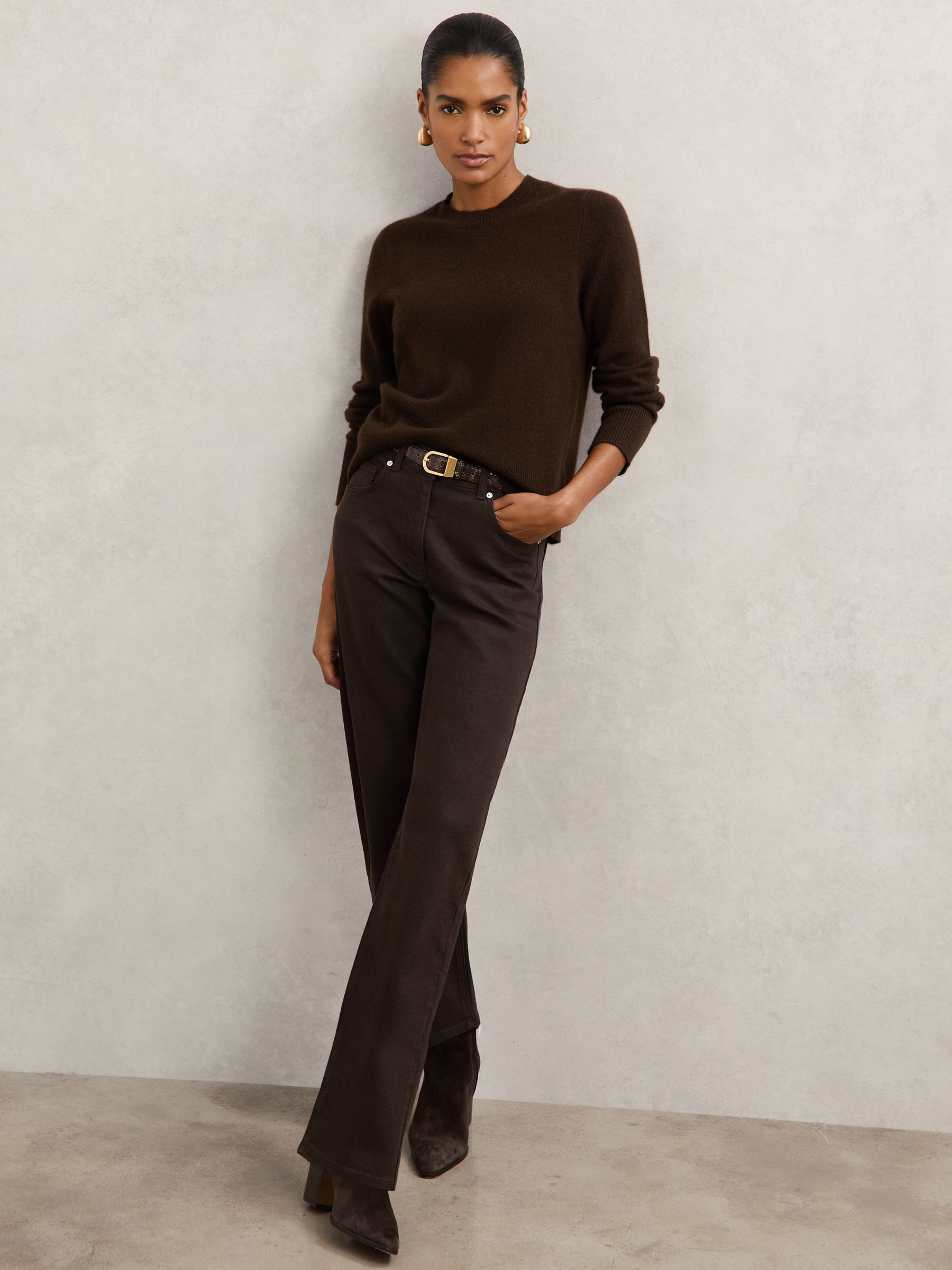 100% Cashmere Crew-Neck Jumper in Chocolate Brown - Image 3 of 7