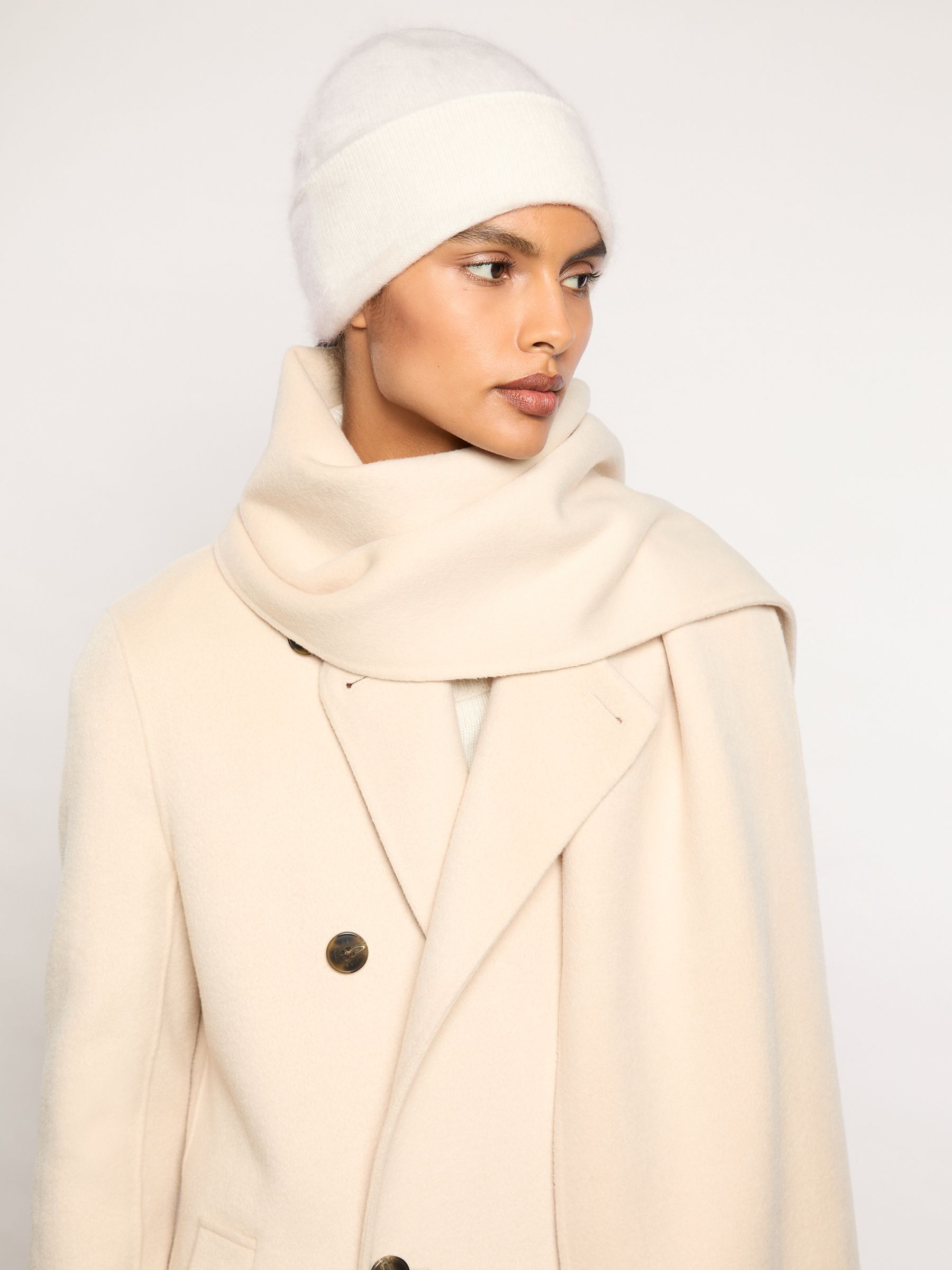 100% Cashmere Beanie in Cream - Image 3 of 5