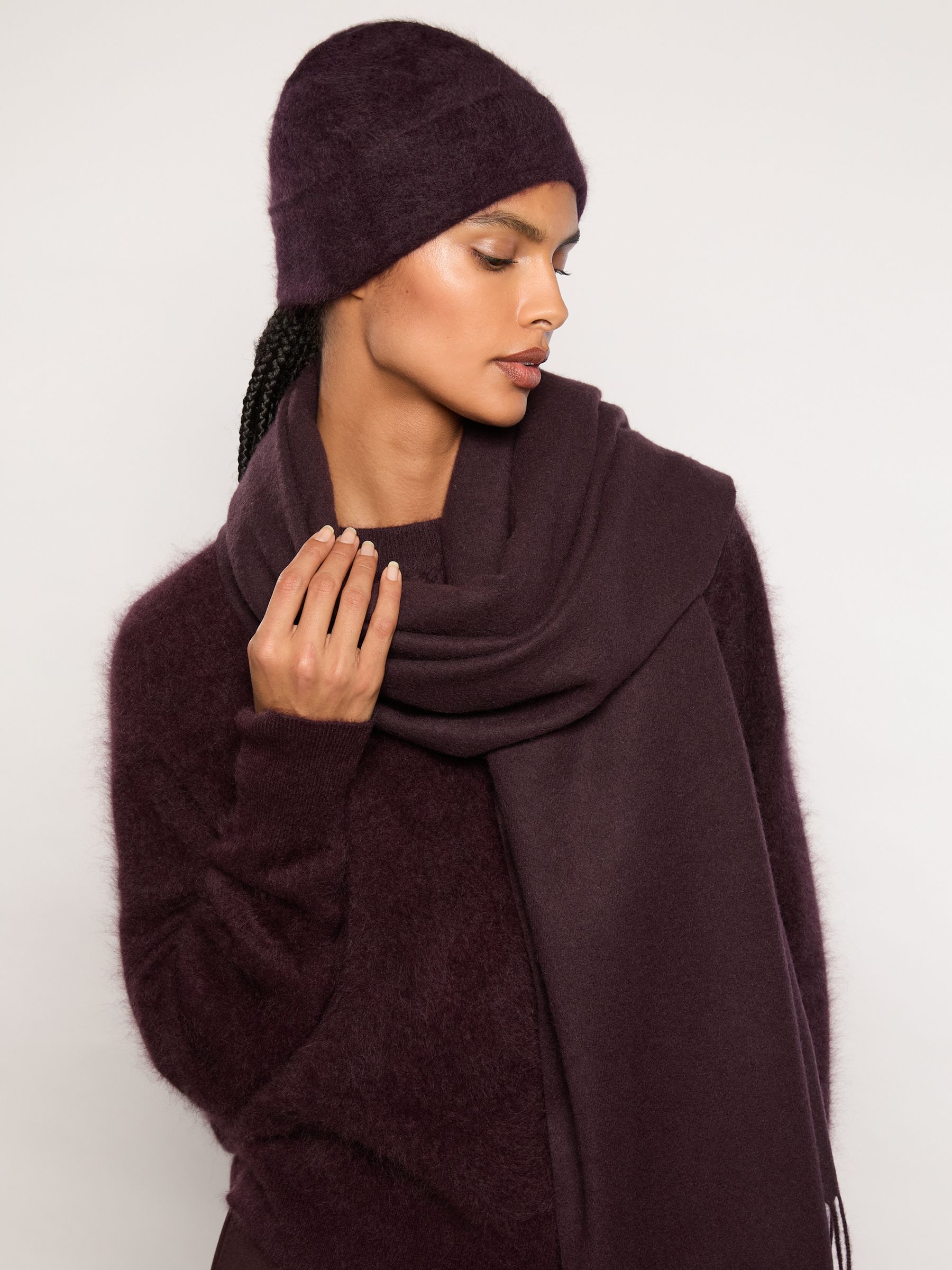 100% Cashmere Beanie in Burgundy - Image 2 of 4