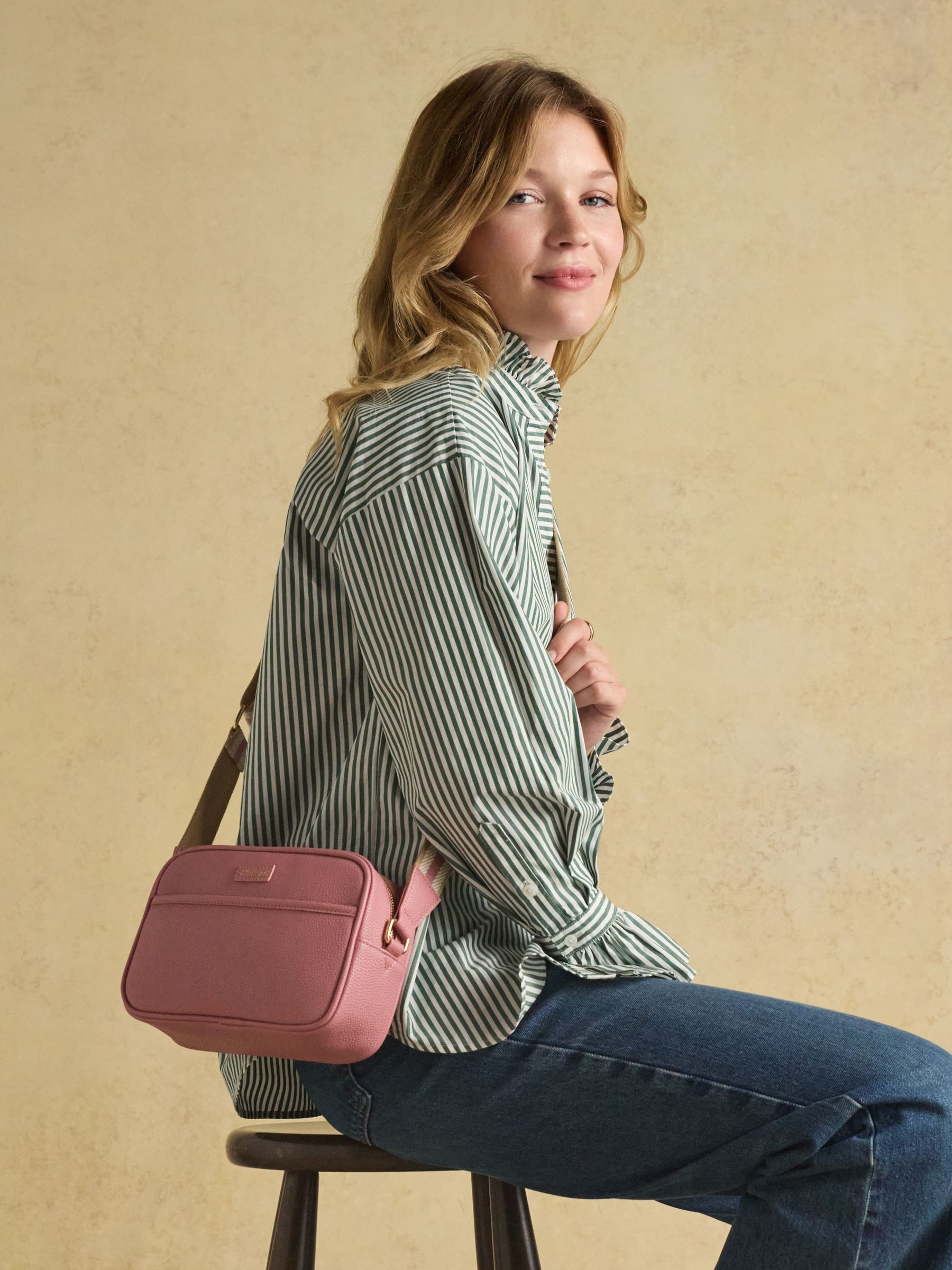 Cross Body Bags