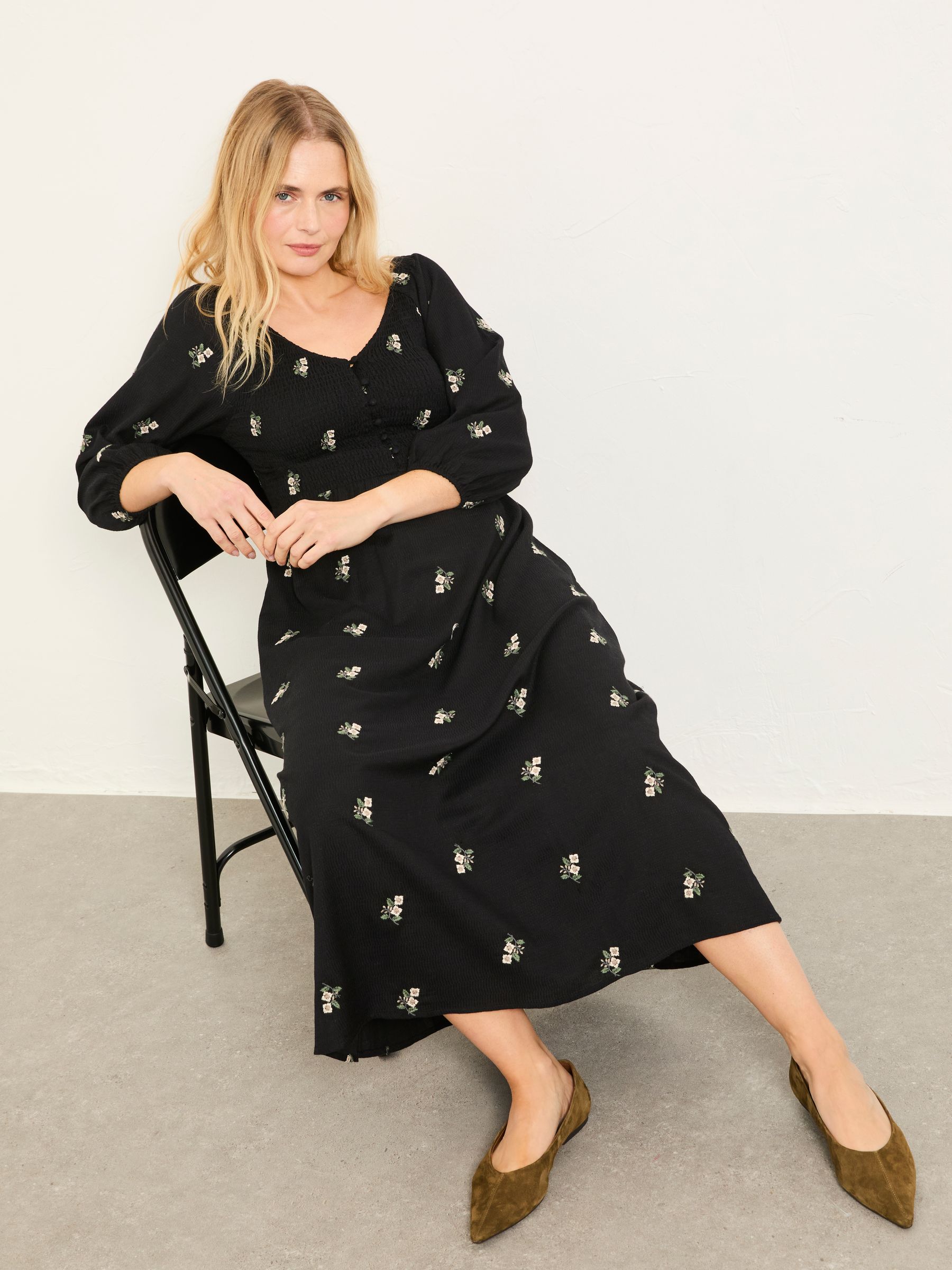 Adele Black Regular Embroidered Midi Dress - Image 4 of 5
