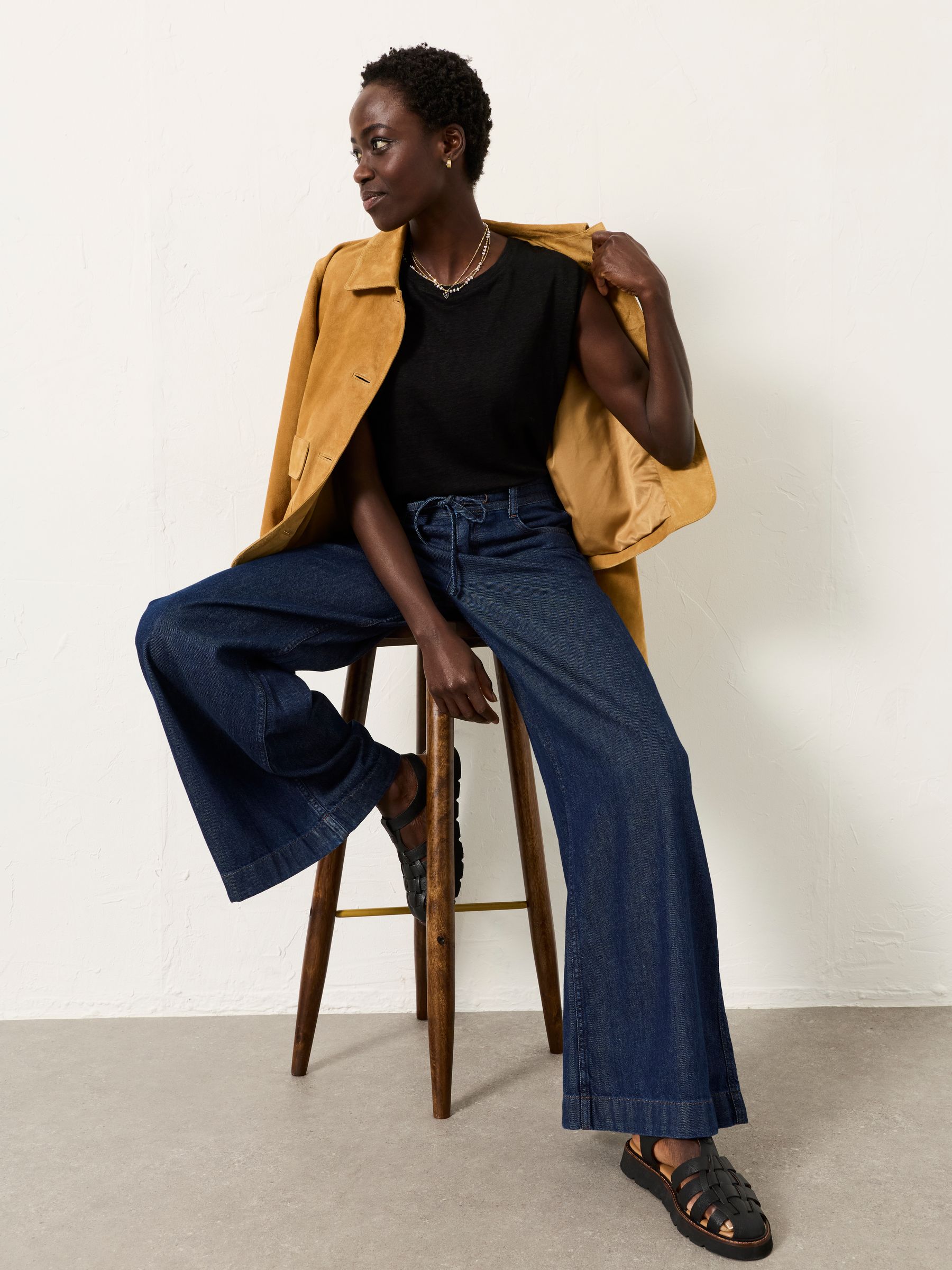 Lou Black Linen Tank - Image 6 of 7