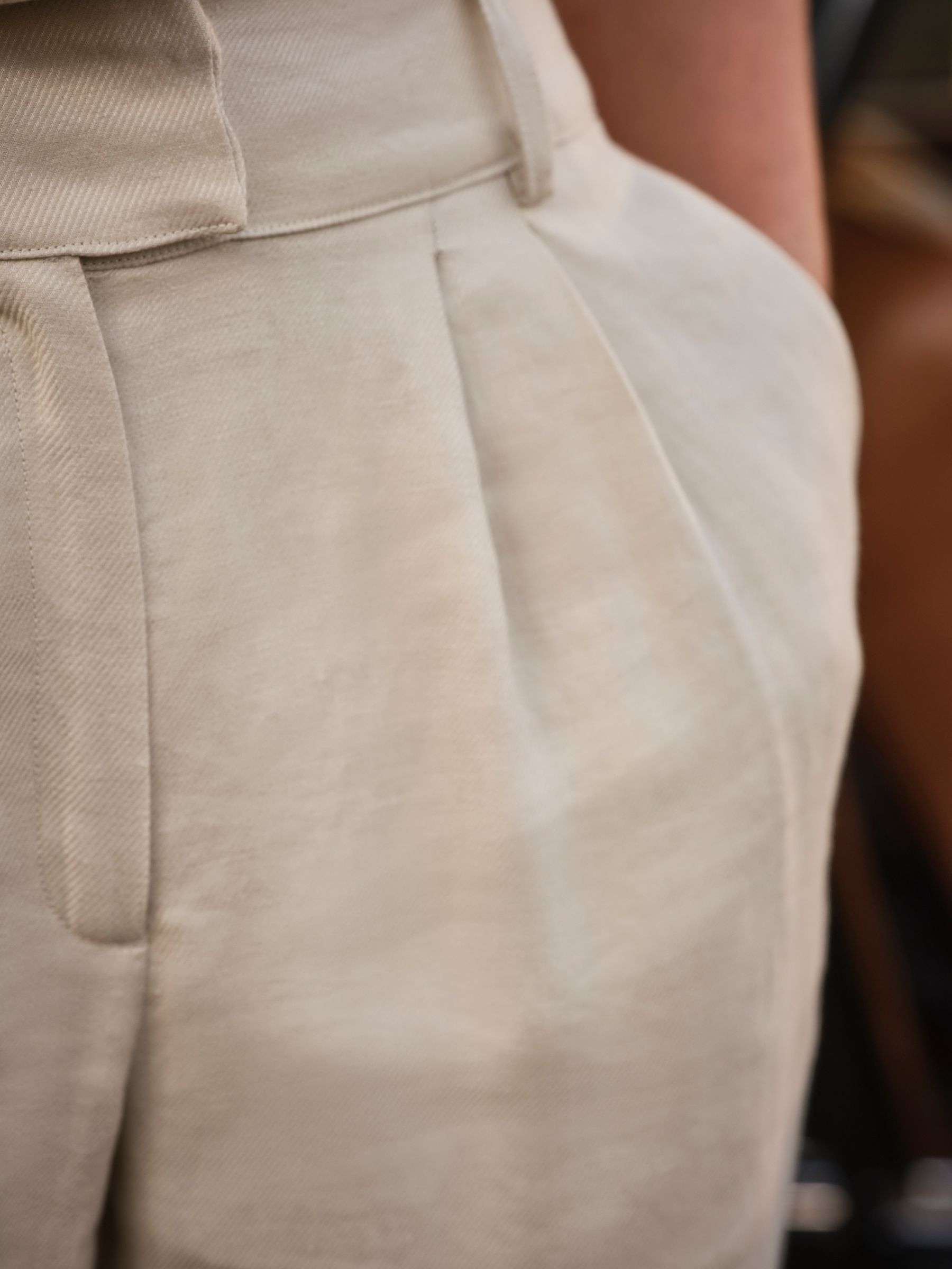 Aya Ivory Linen Trouser - Image 2 of 8