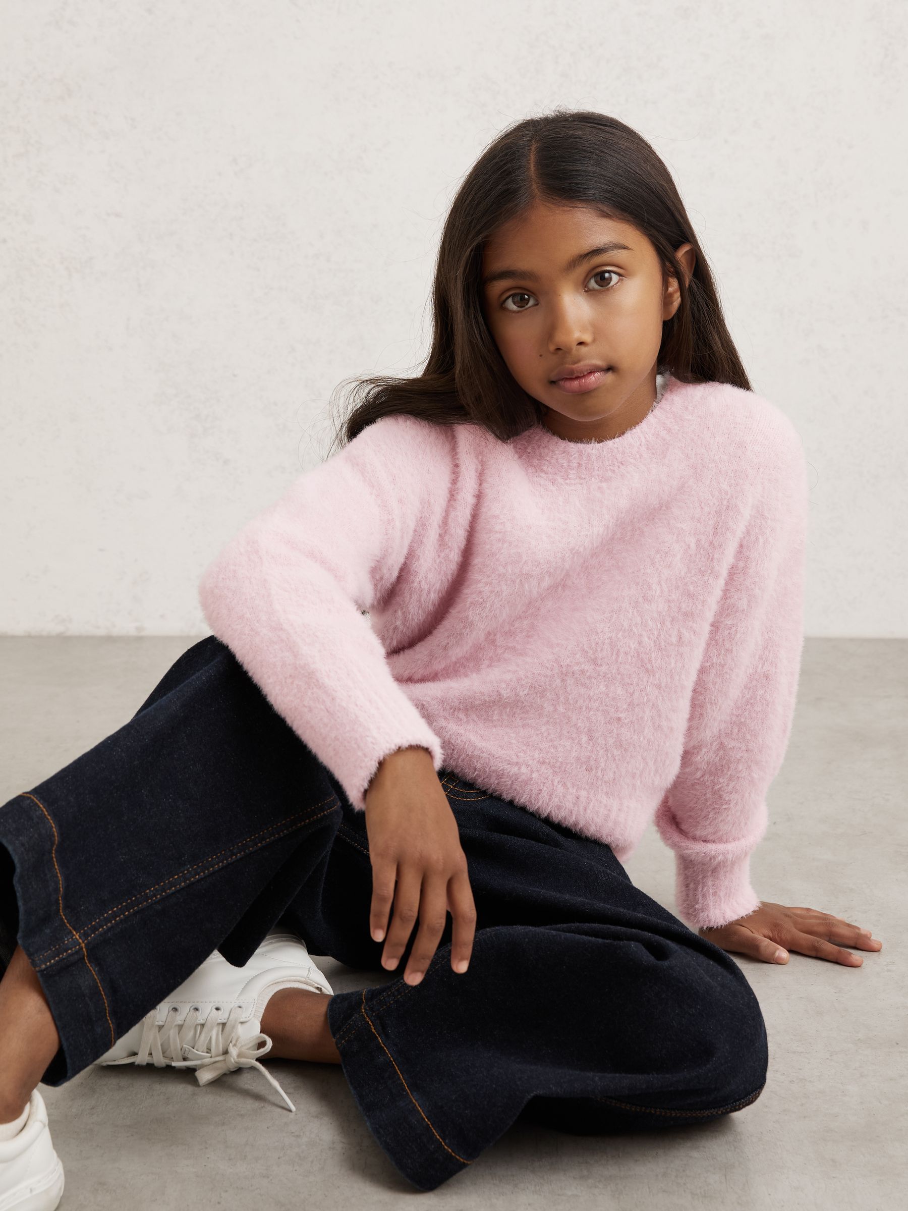 Fluffy Crew-Neck Jumper in Pink - Image 3 of 4