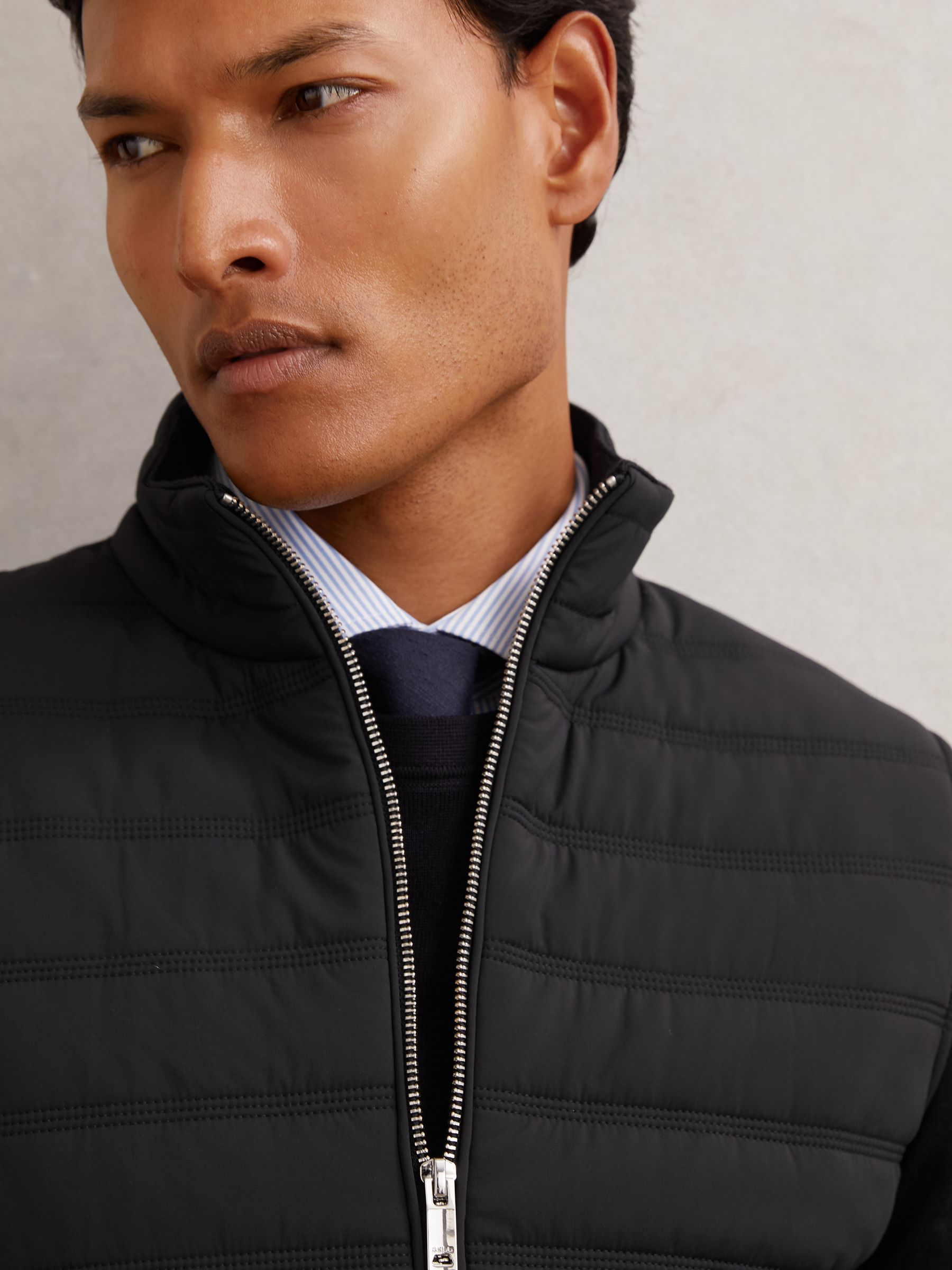 Funnel-Neck Quilted Knit Gilet in Navy - Image 3 of 8