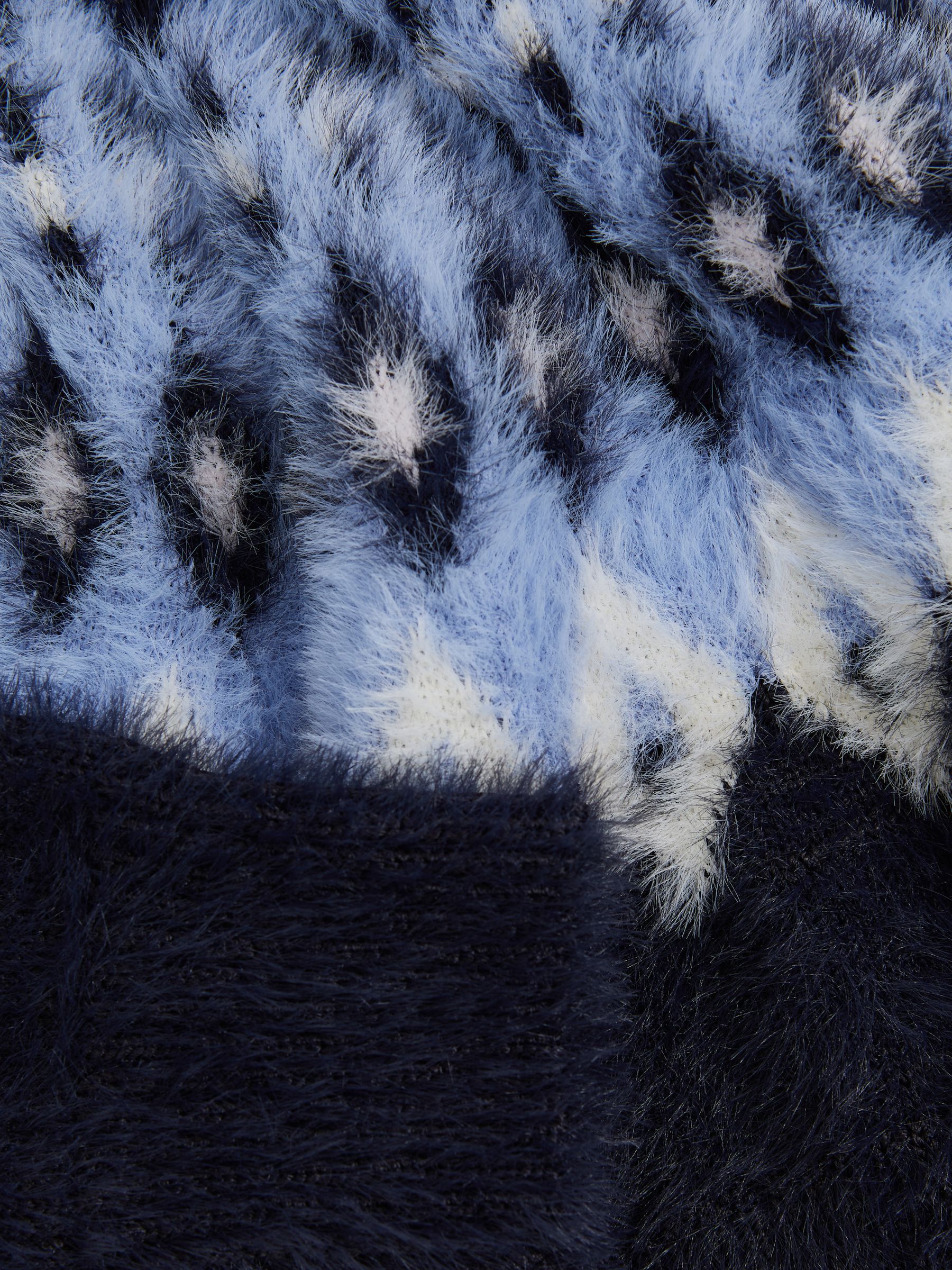 Fluffy Fair Isle Pattern Jumper in Navy - Image 4 of 4
