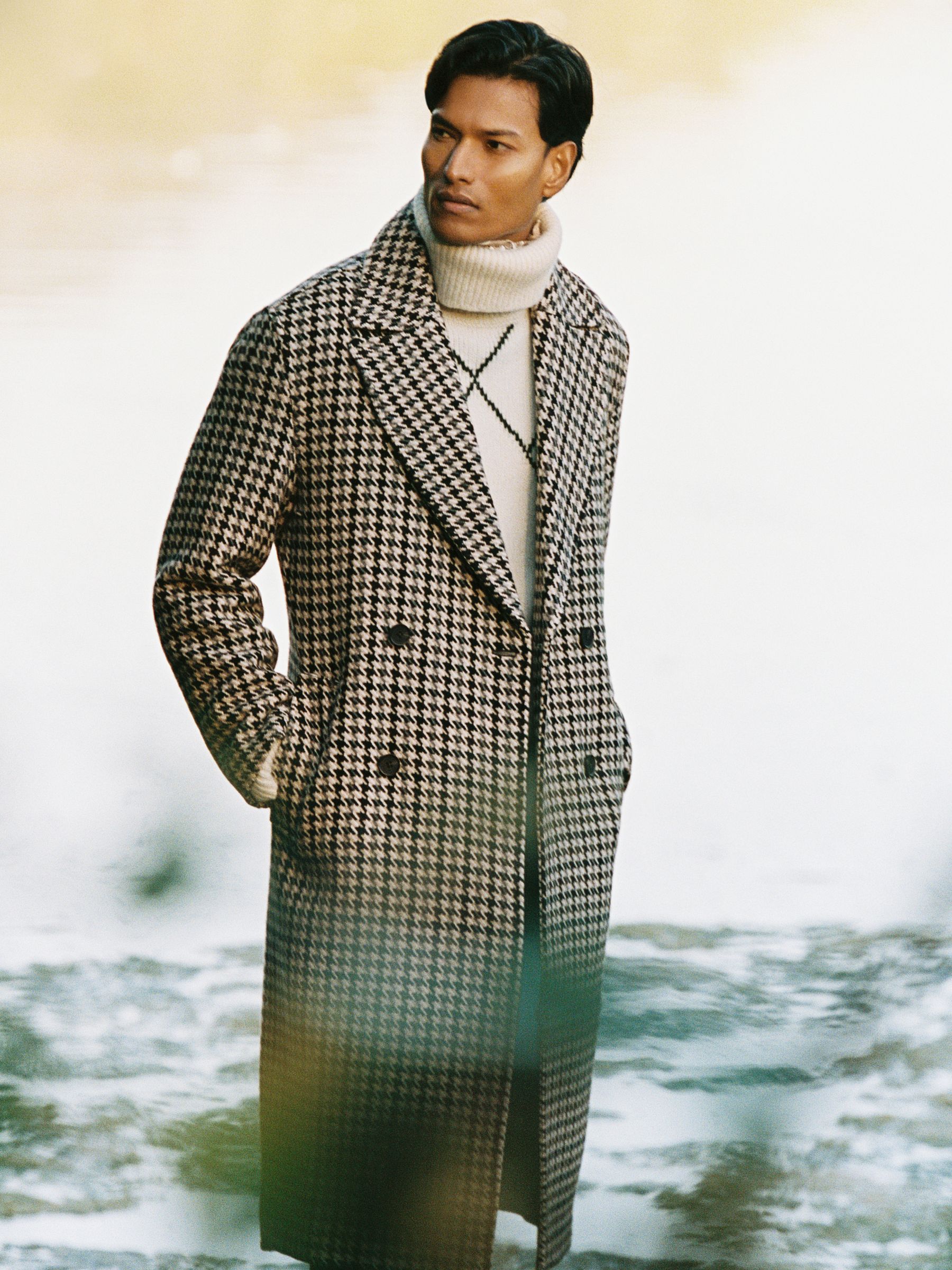 Reiss Wool Dogtooth Double-Breasted Overcoat in Brown Multi | REISS