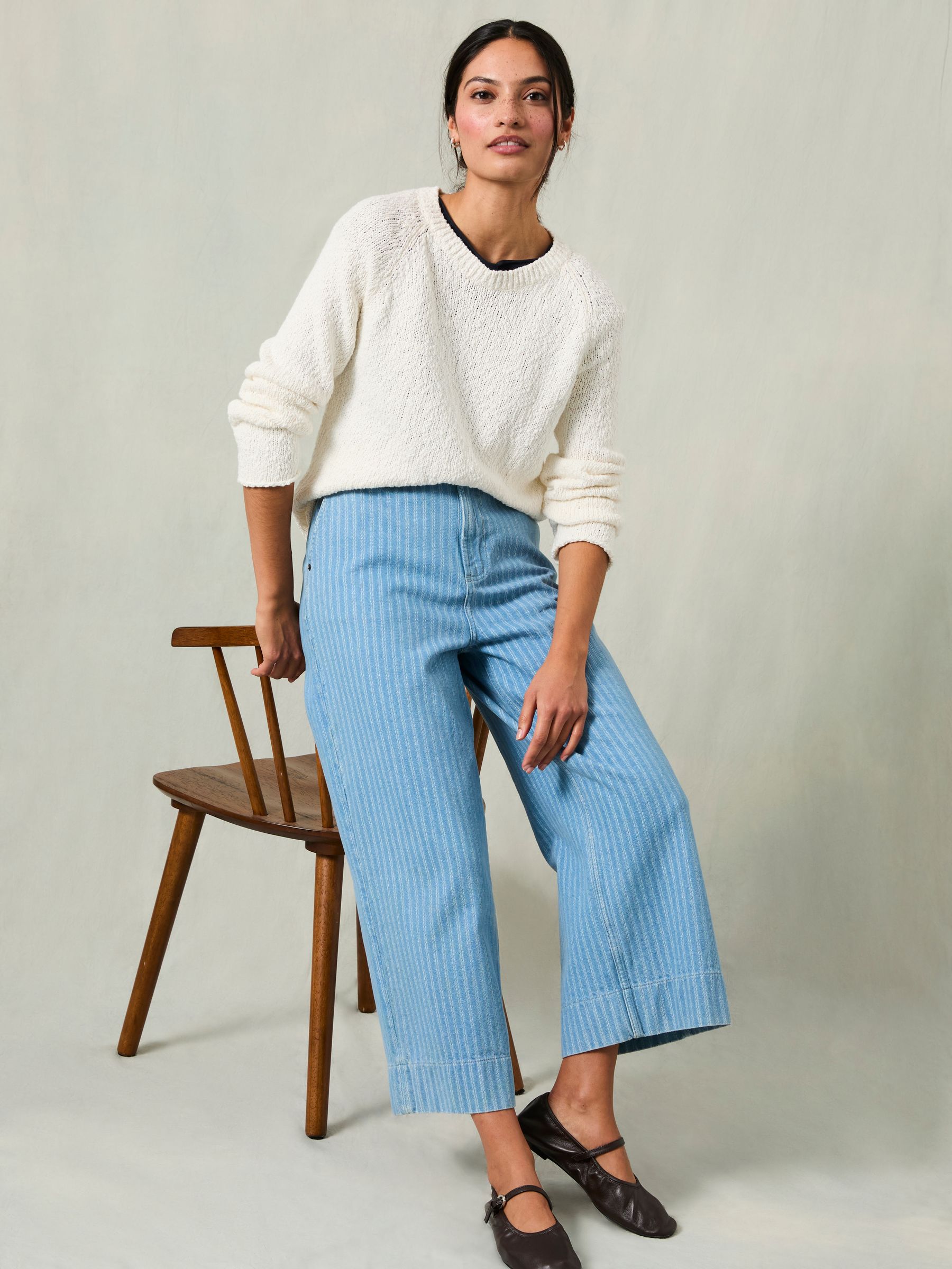 Hove Blue Denim Wide Leg Crop Jeans - Image 5 of 9