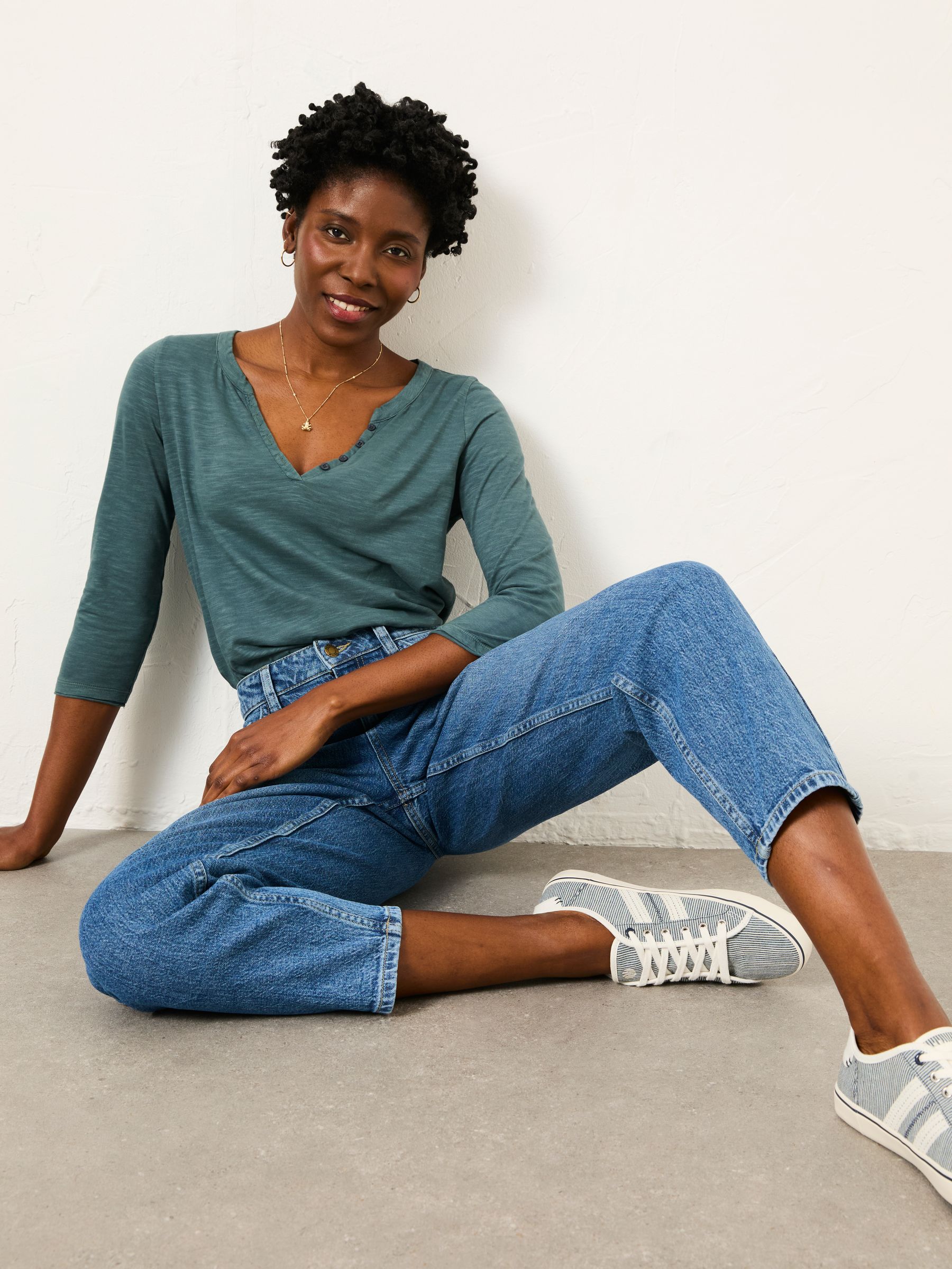 Marlow Denim Vintage Taper Leg Jeans | FatFace USA