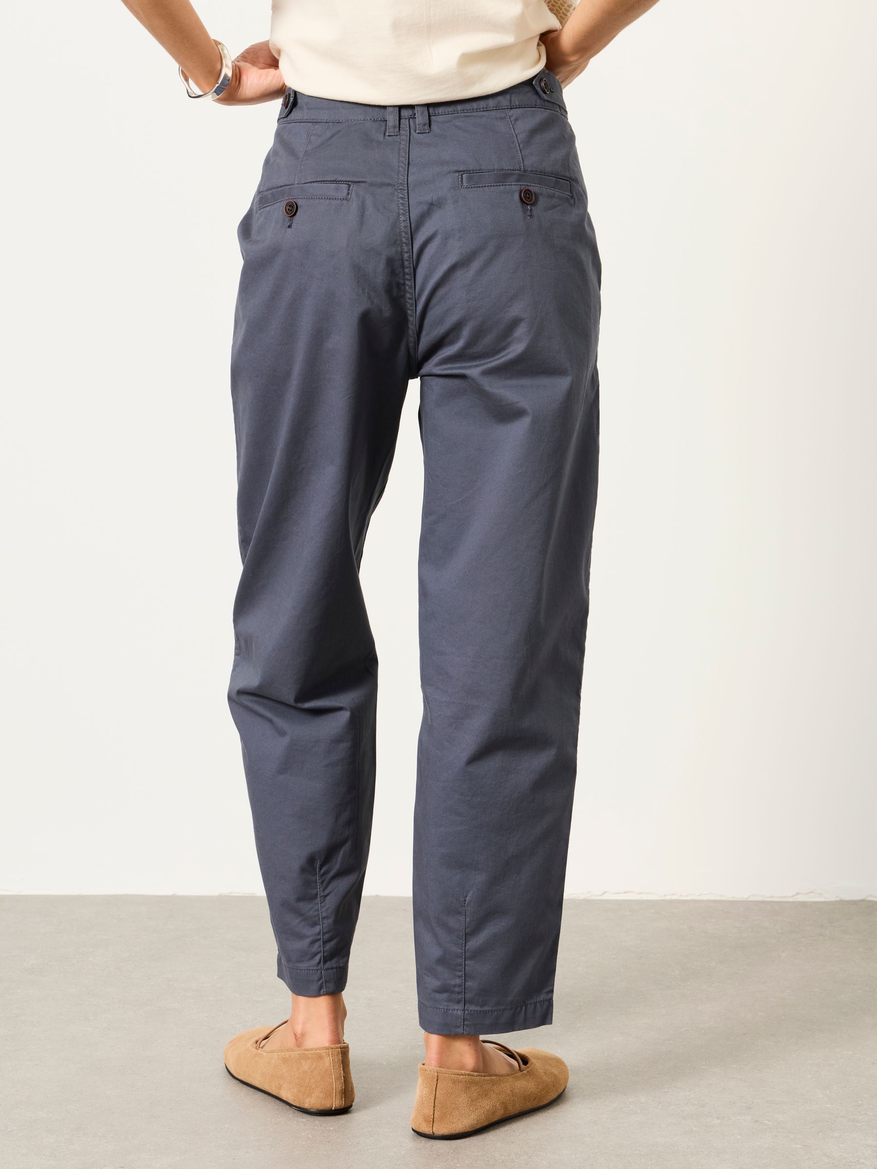 Gypsohila ジプソフィア/ Stylish Chino Pants Blazey Slate Grey Tapered Chino Trousers | FatFace USA