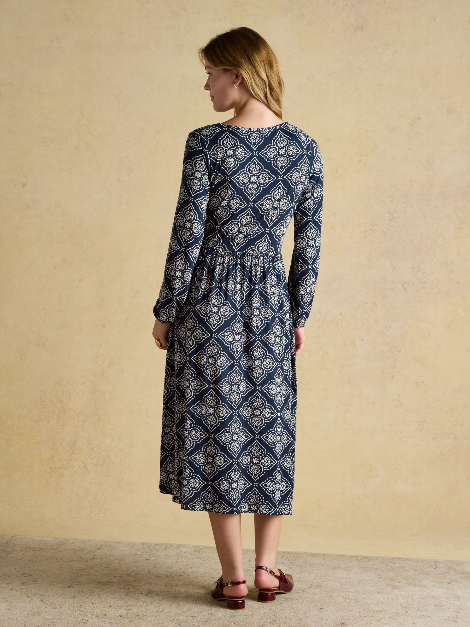 Nia Navy Geo V-neck Long Sleeve Midaxi Dress - Image 2 of 8