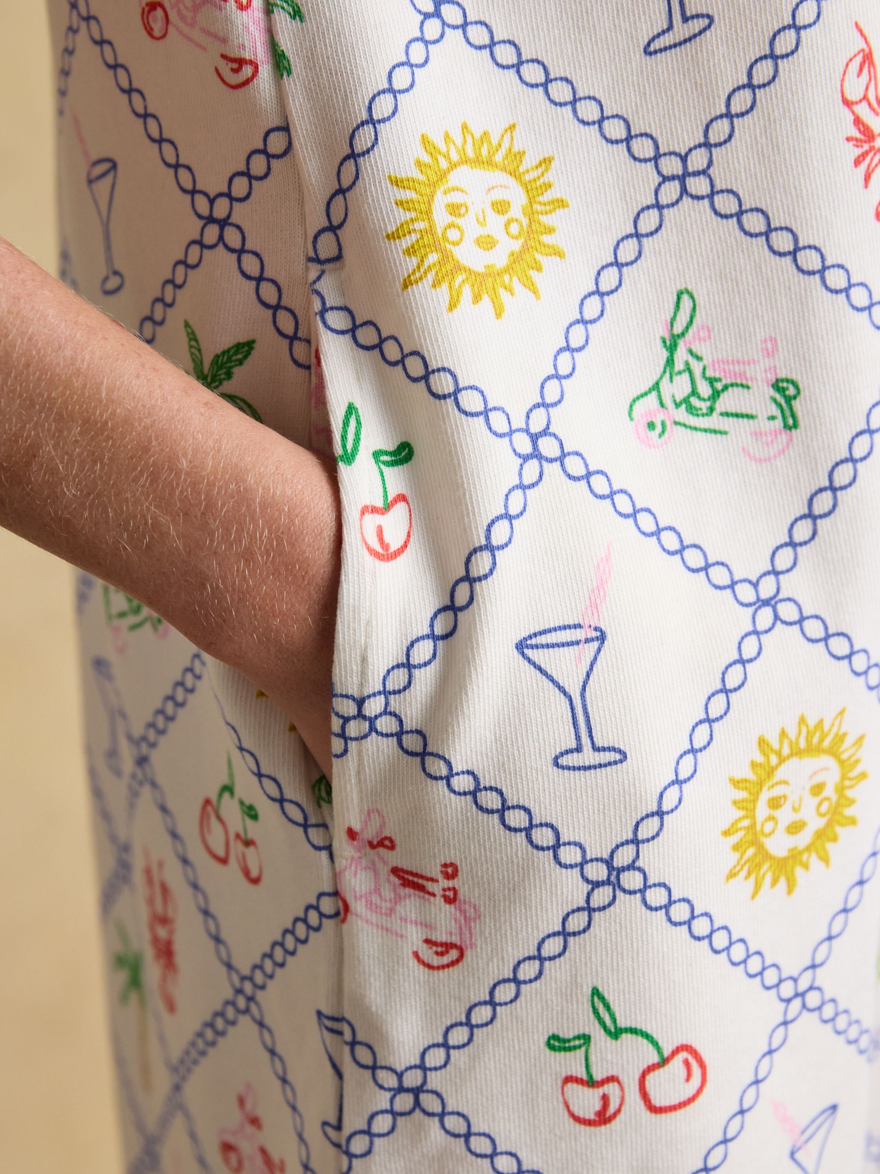 Evie Cream Multi V-Neck Short Sleeve Dress with Collar - Image 6 of 9