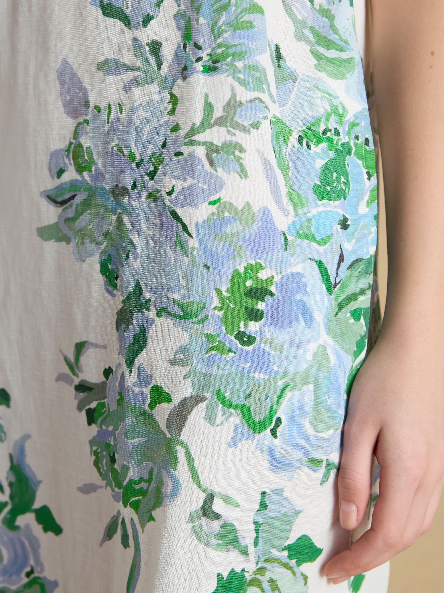 Delphine Blue Floral Shift Dress - Image 7 of 9