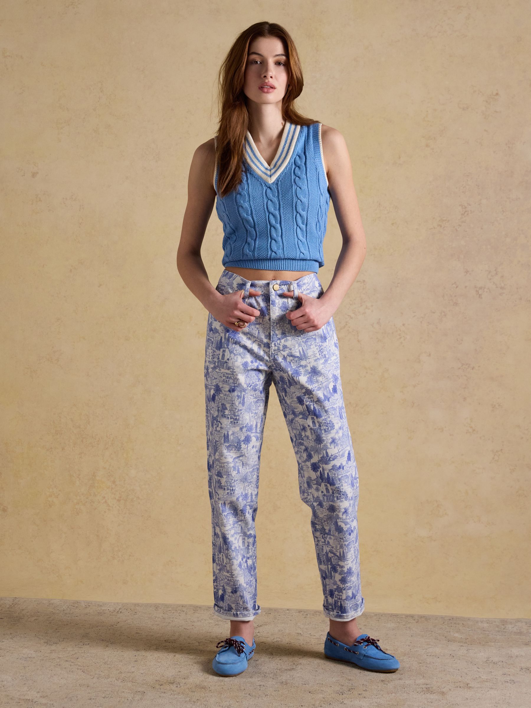 Blue & White Blue Toile Print Straight Fit Slim Mid Rise Jeans - Image 3 of 7