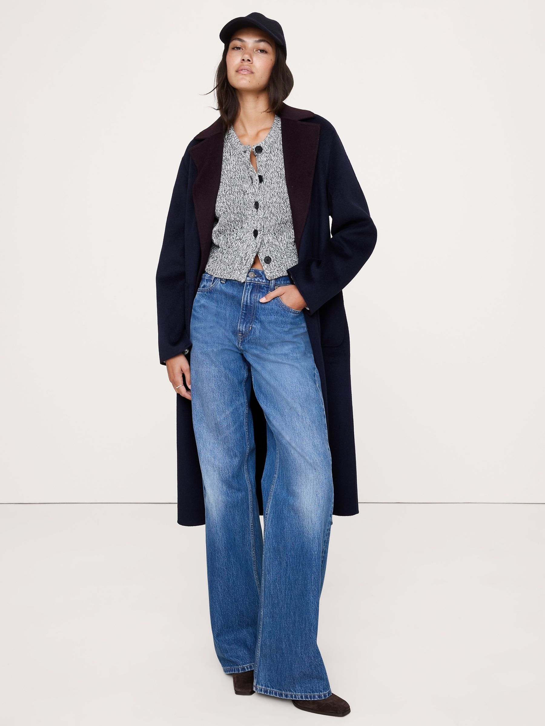 Banana Republic Grey Cotton Cropped Cardigan - Image 3 of 4