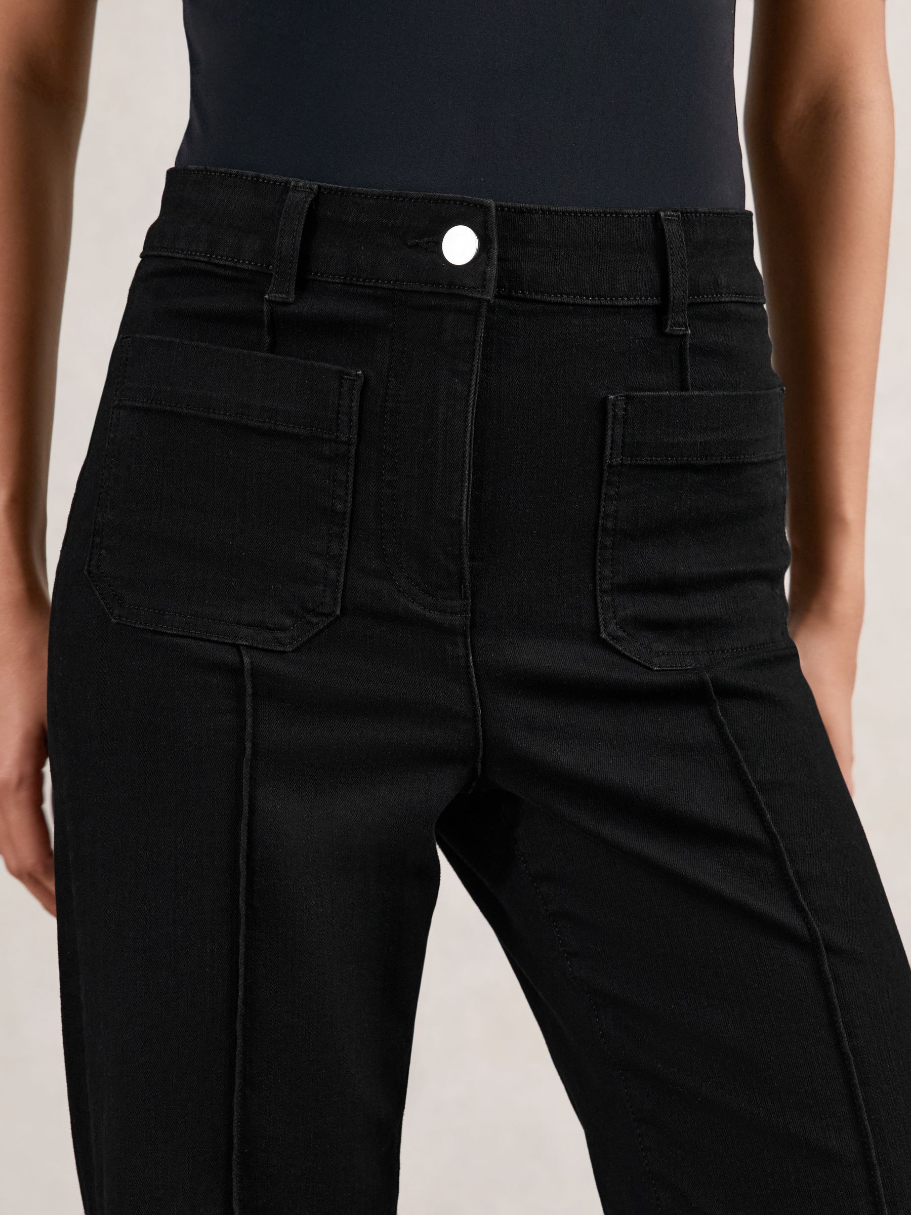Patch-Pocket Flared Jeans in Black - Image 5 of 8
