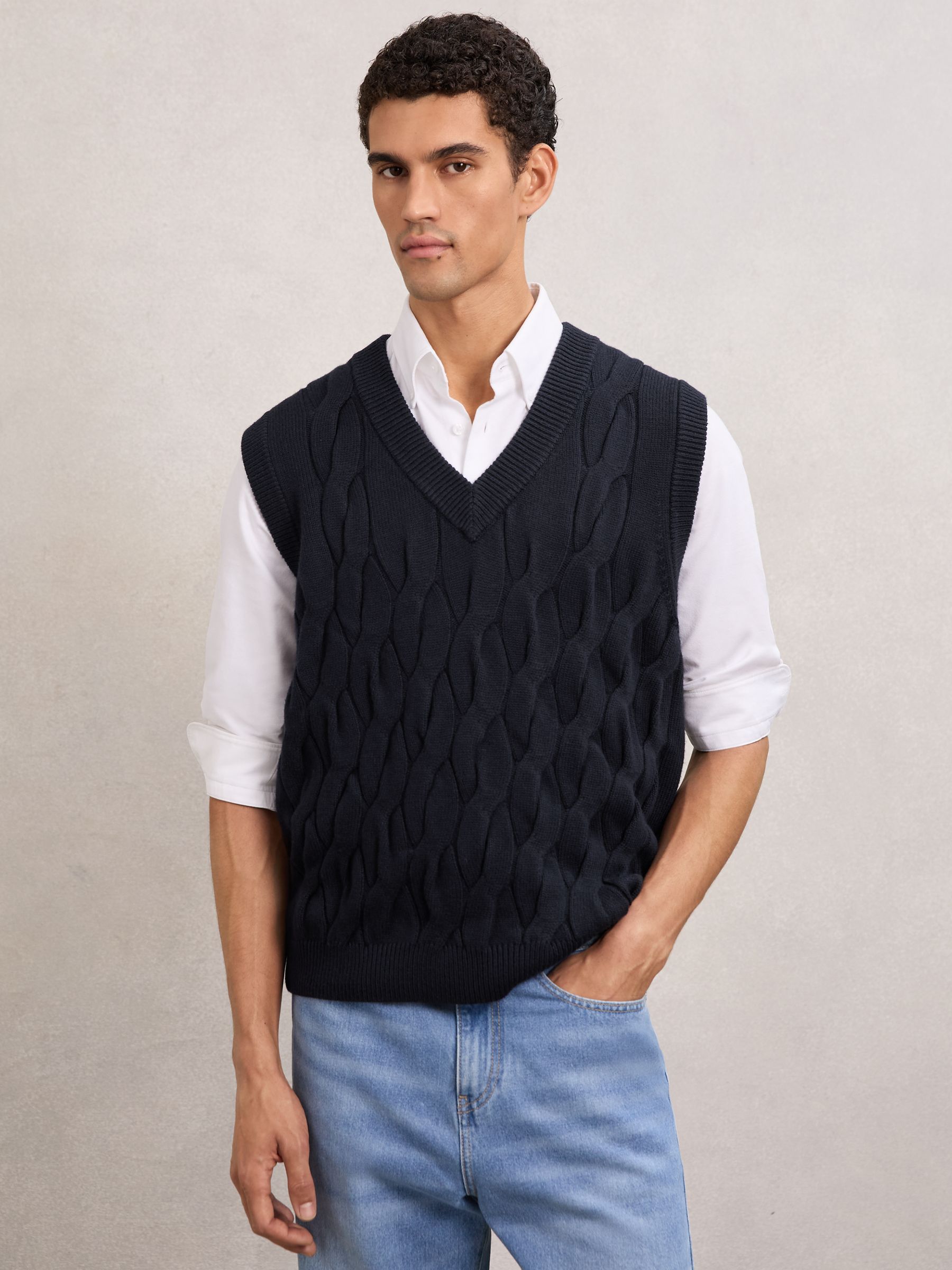 Cable-knit V-neck Vest With Wool
