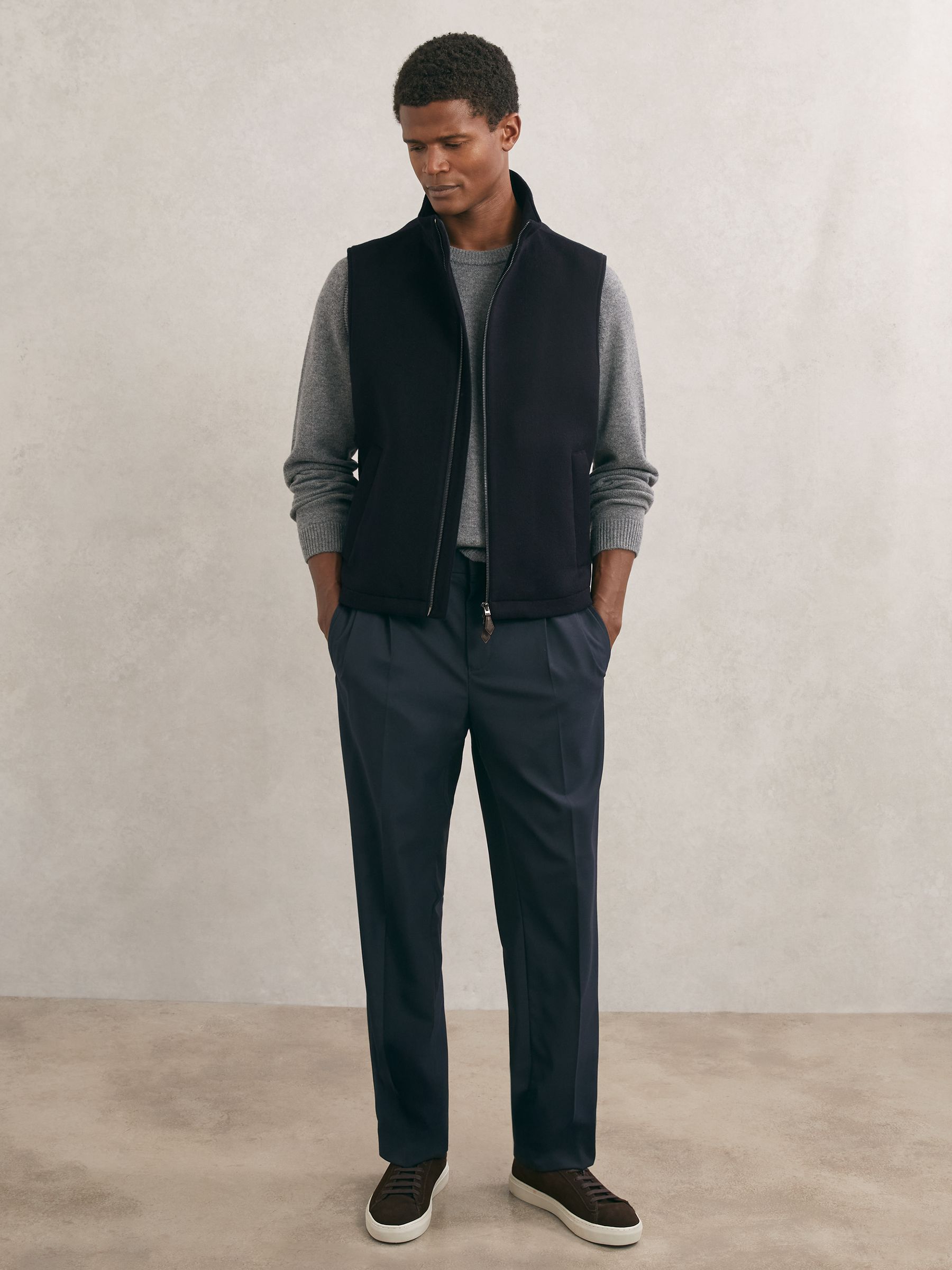 ベスト/ジレ rienda Long Tailored Gillet Reiss Wool-Blend Funnel-Neck Gilet in Navy | REISS