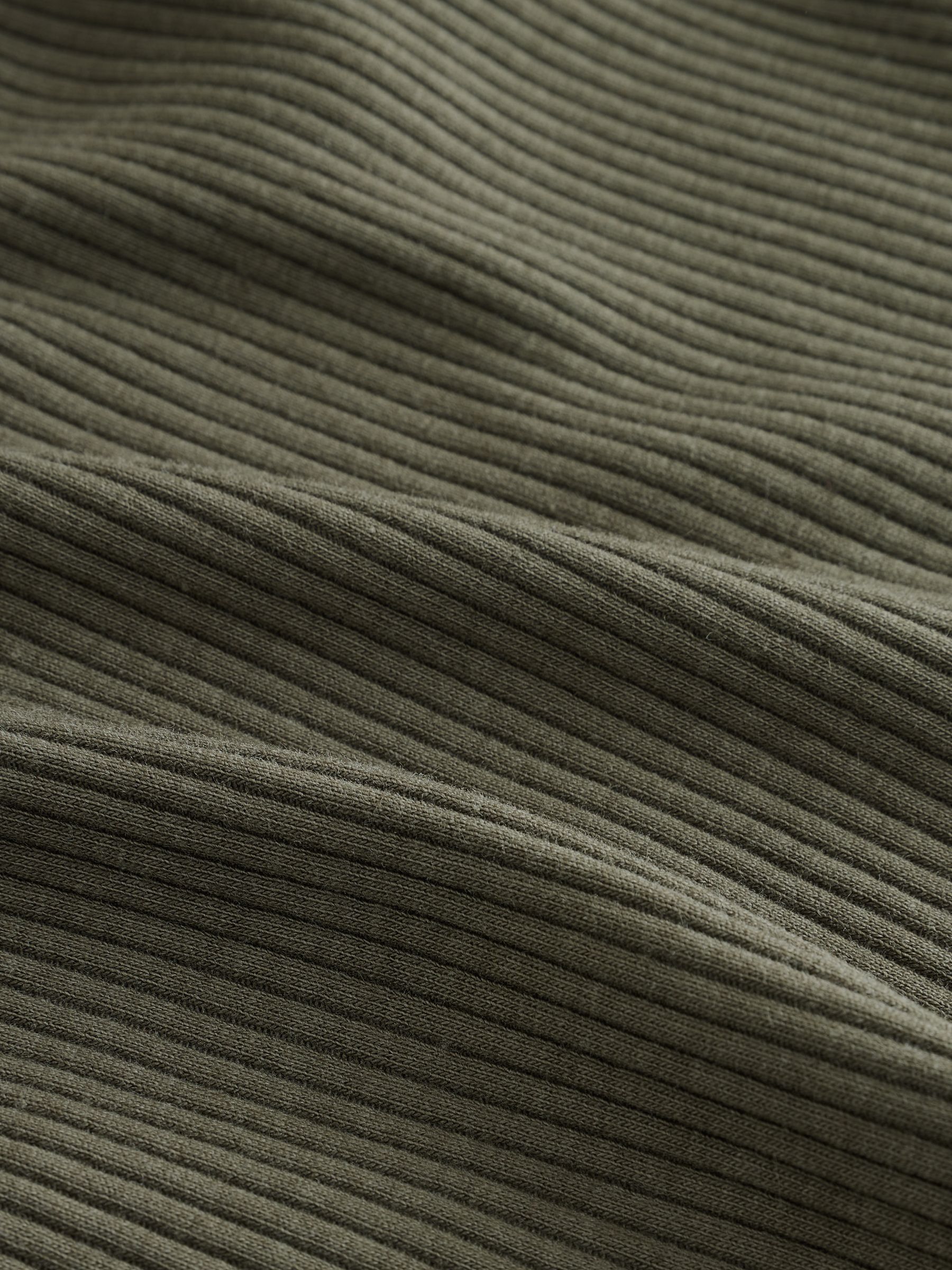 Modern Green Long Sleeve Ribbed Henley Top - Image 3 of 4
