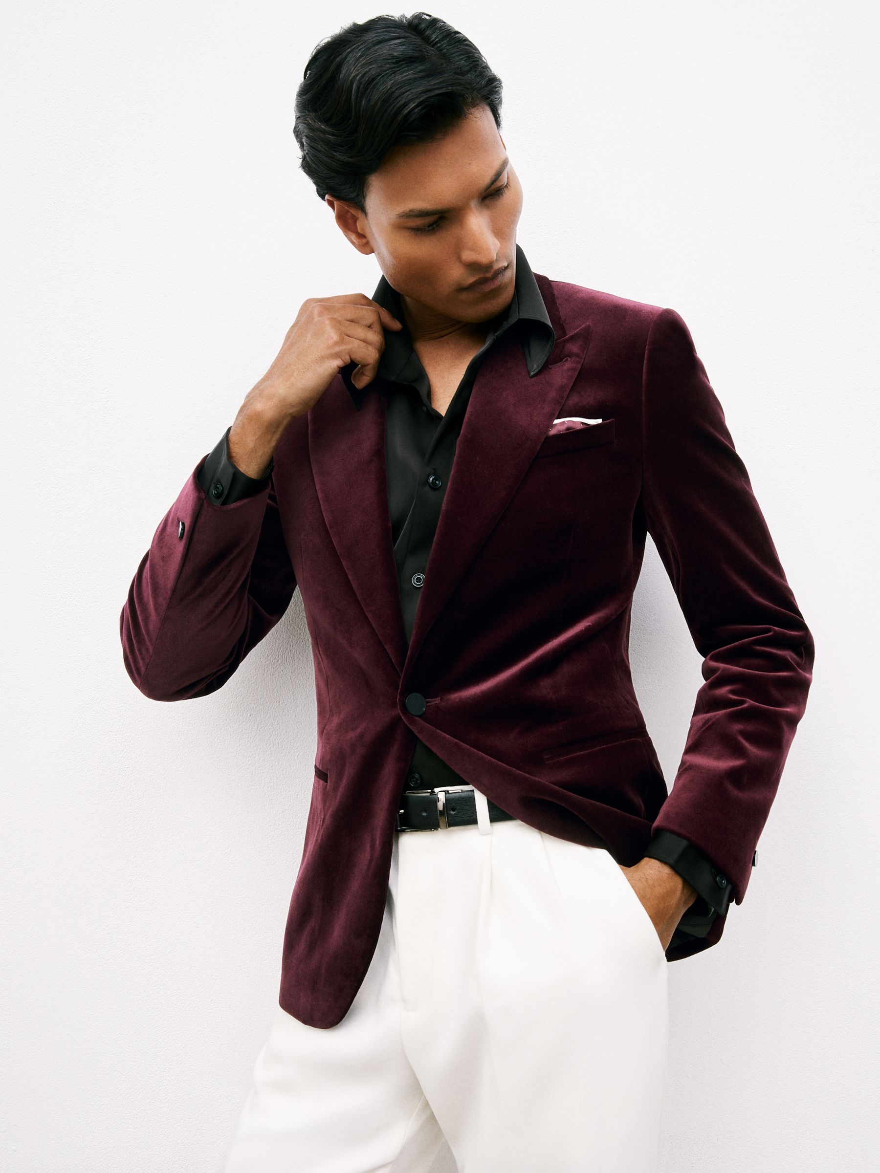 Single-Breasted Velvet Blazer Tailored-Fit in Bordeaux - Image 1 of 8 Single-Breasted Velvet Blazer Tailored-Fit in Bordeaux - Image 1 of 8