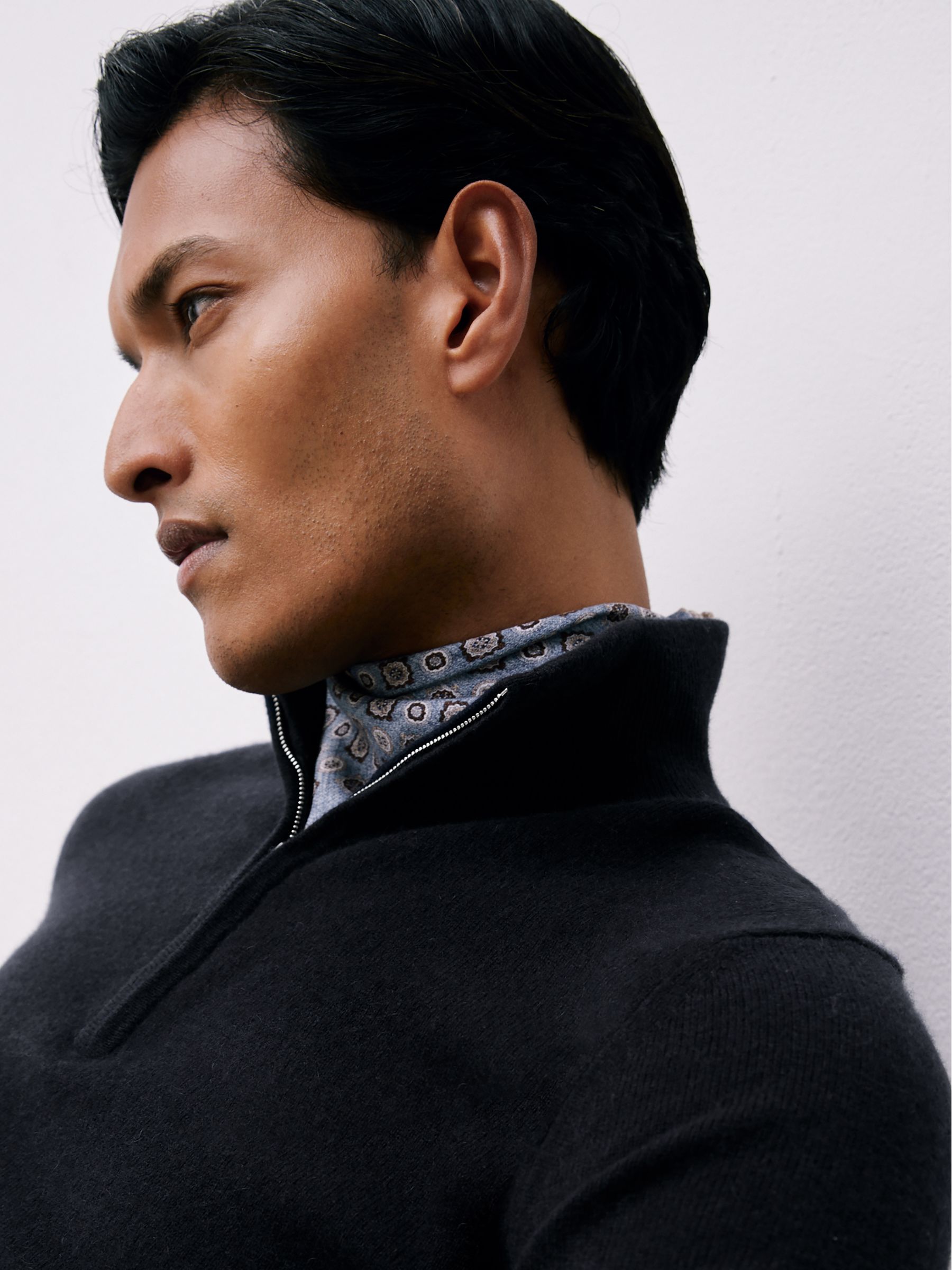 Atelier 100% Cashmere Half-Zip Jumper in Navy - Image 3 of 6