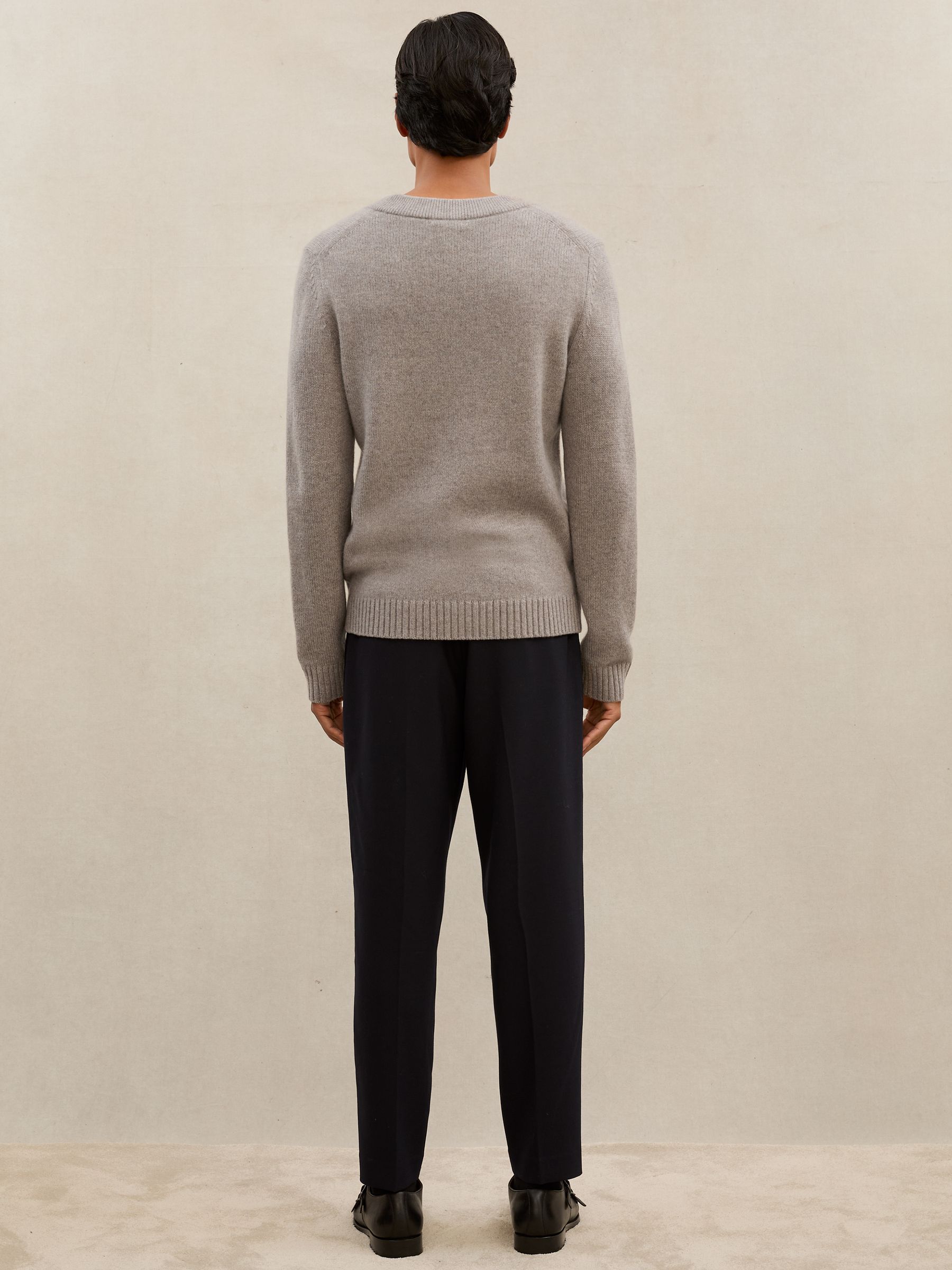 Atelier 100% Cashmere V-Neck Jumper in Heather Oatmeal - Image 5 of 6