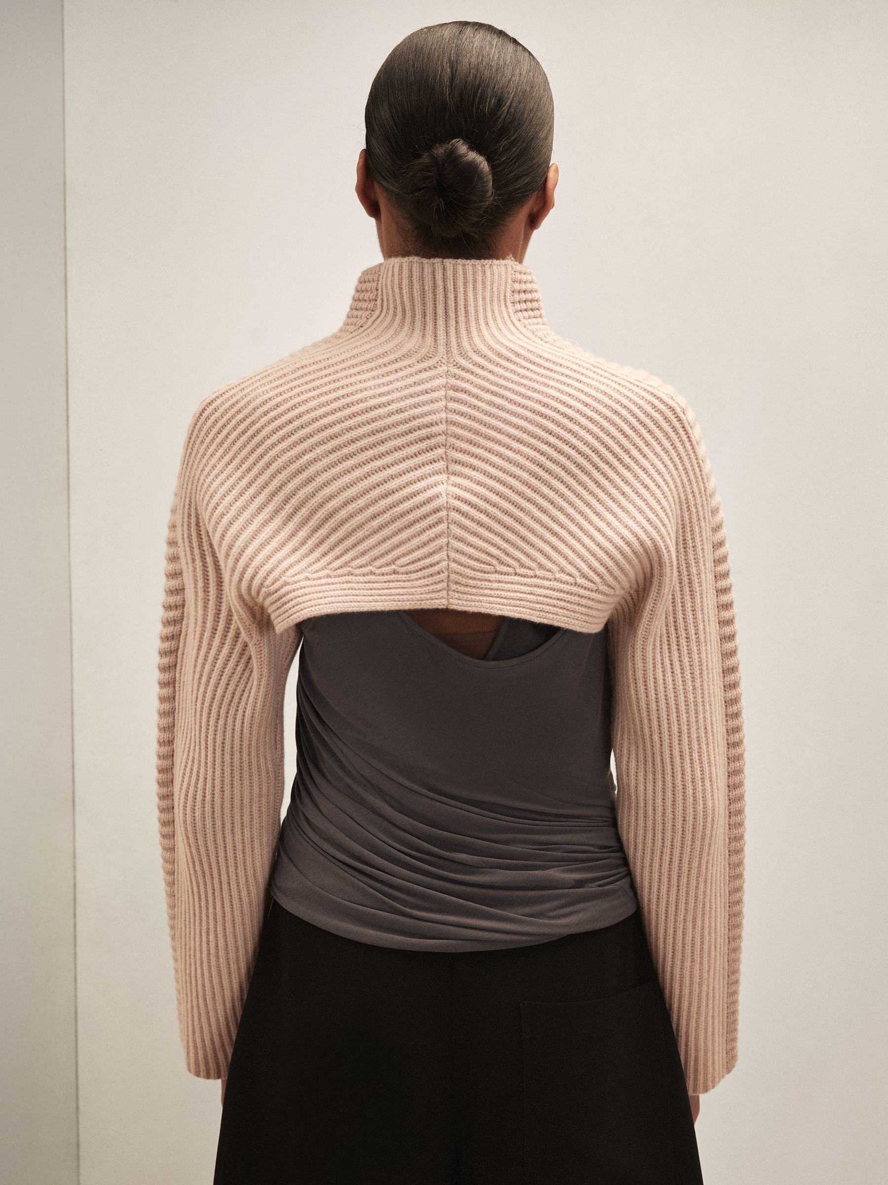 Reiss | Royal Ballet Cropped Jumper in Blush Pink - image 4