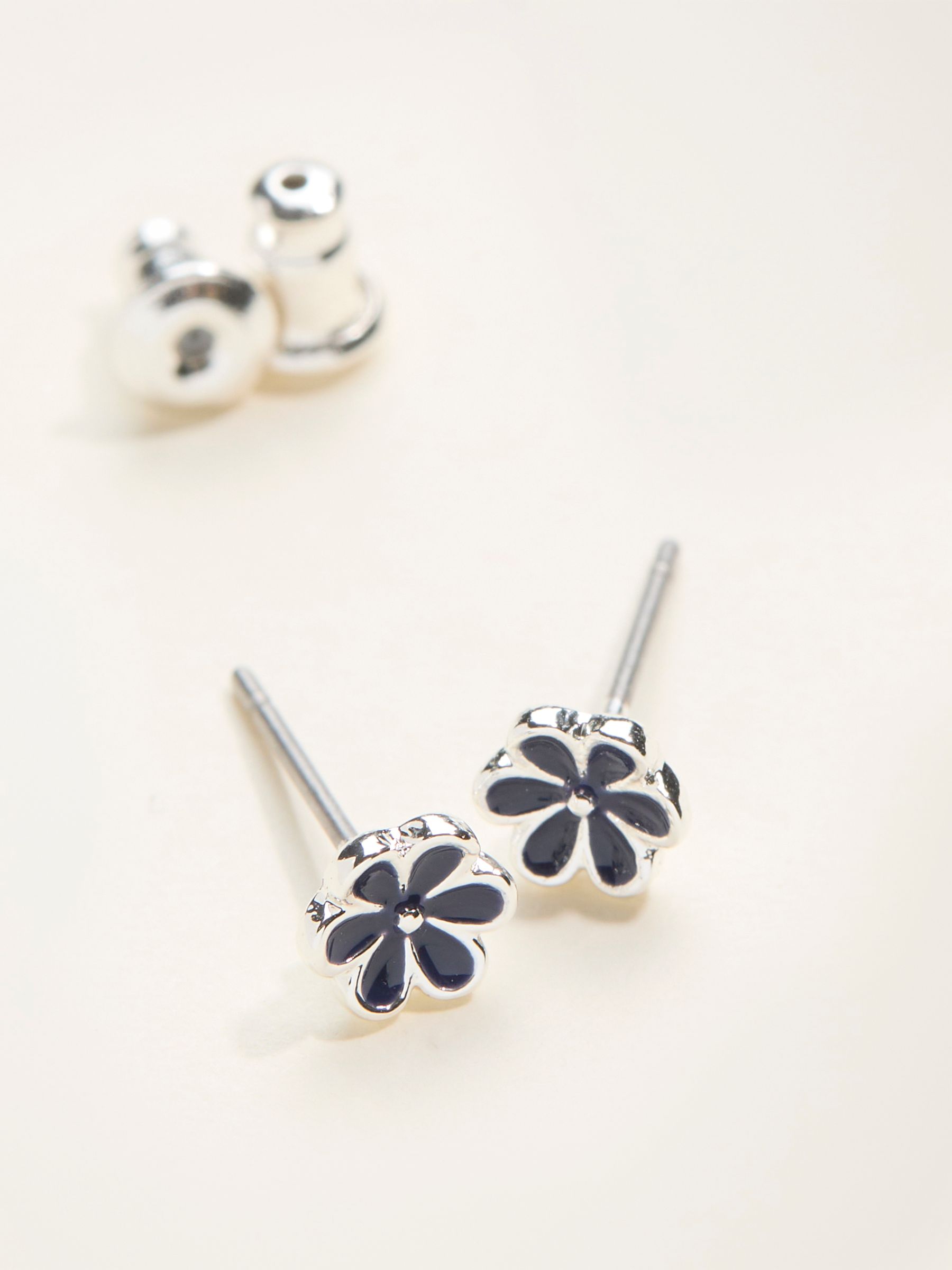 Silver Tone Daisy Stud Earrings - Image 2 of 2