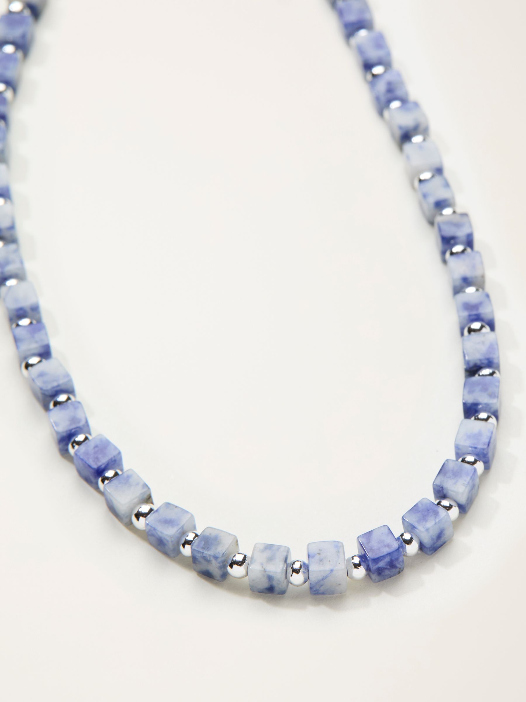 Blue Beaded Necklace - Image 2 of 2