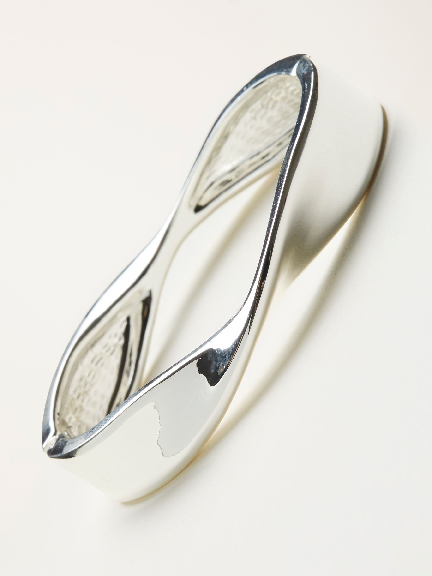 Silver Tone Hinged Bangle - Image 4 of 4