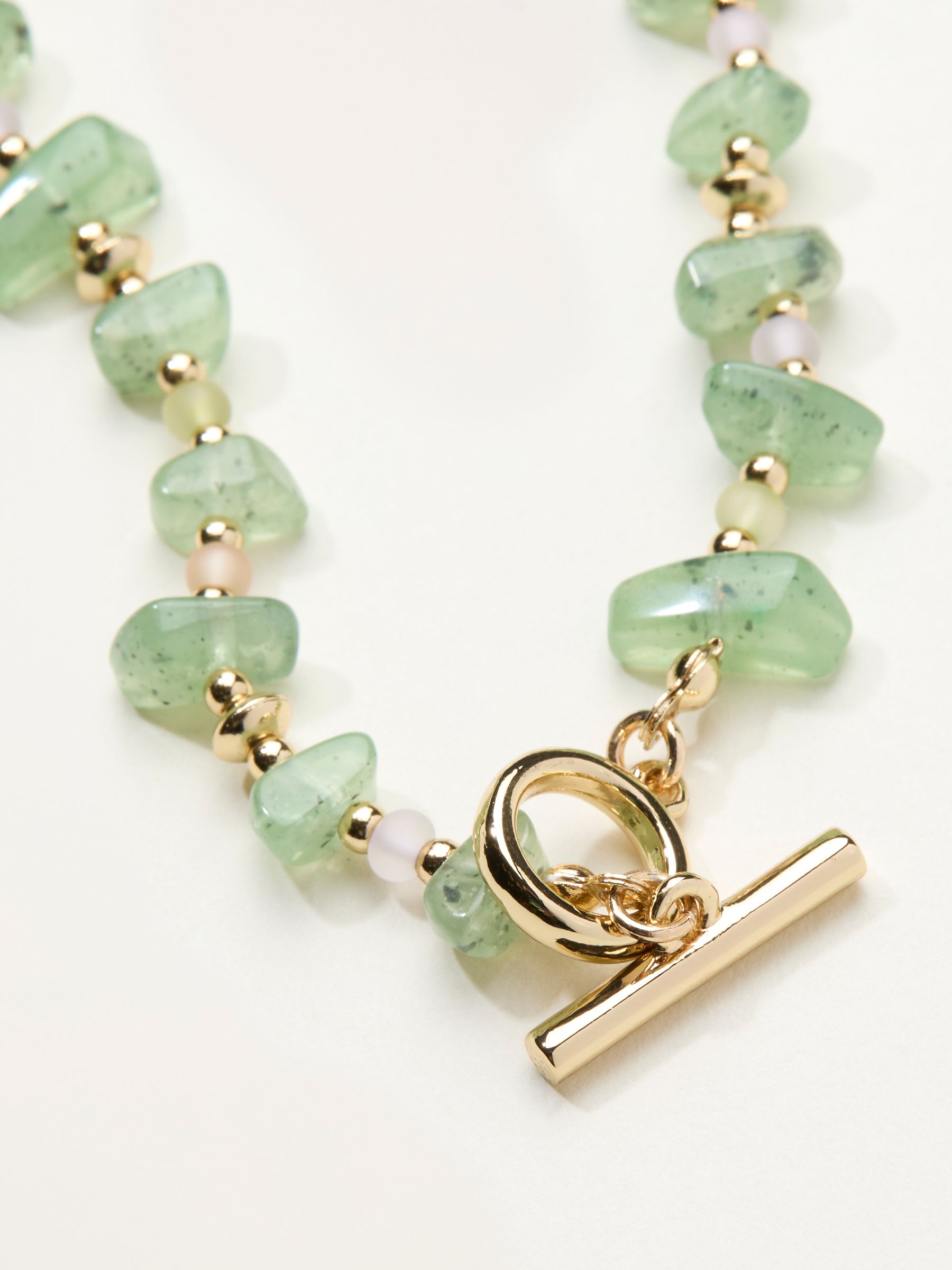 Green Resin Chip Bracelet - Image 2 of 2