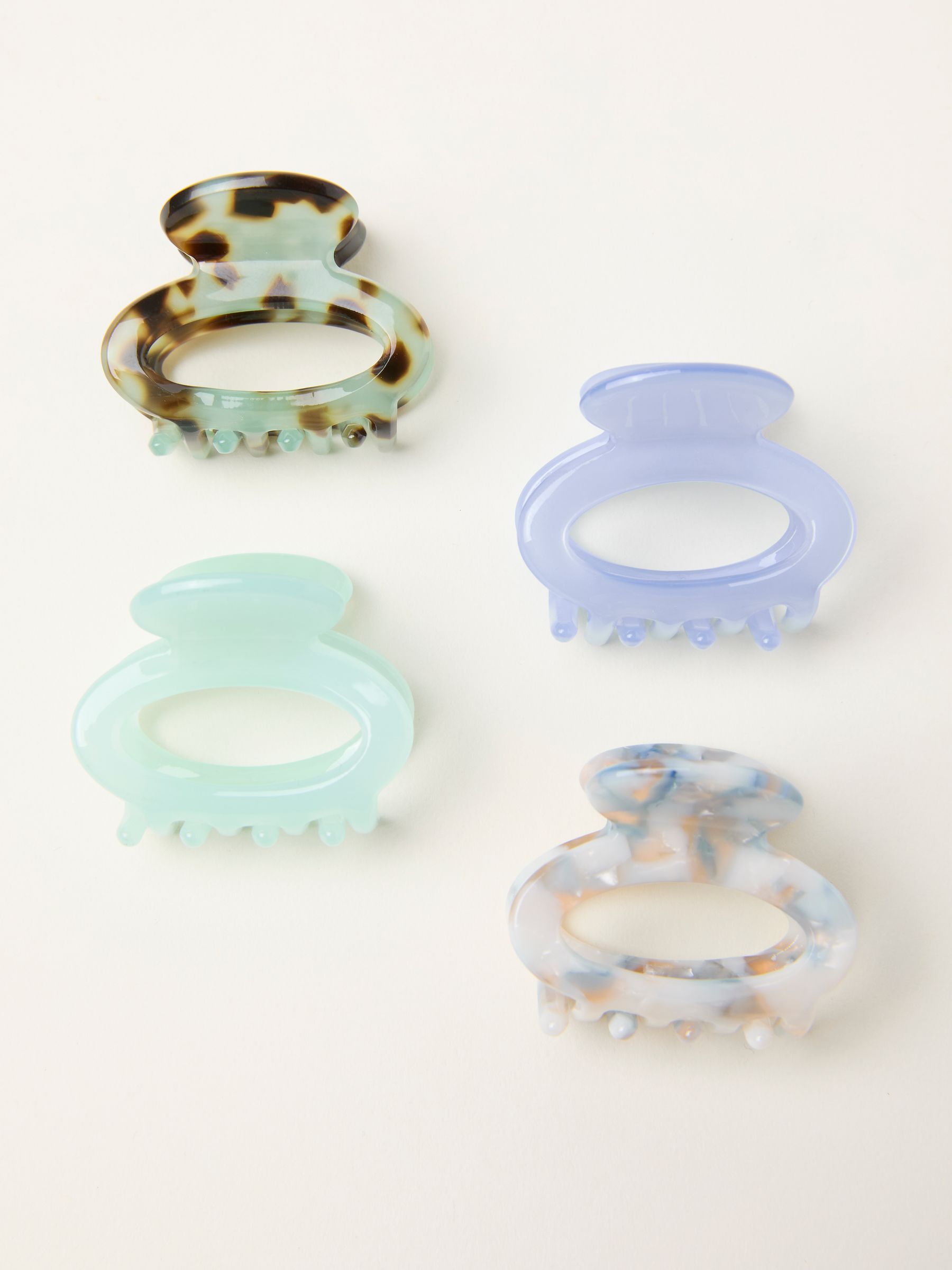 Blue 4 Pack Oval Clips - Image 1 of 2