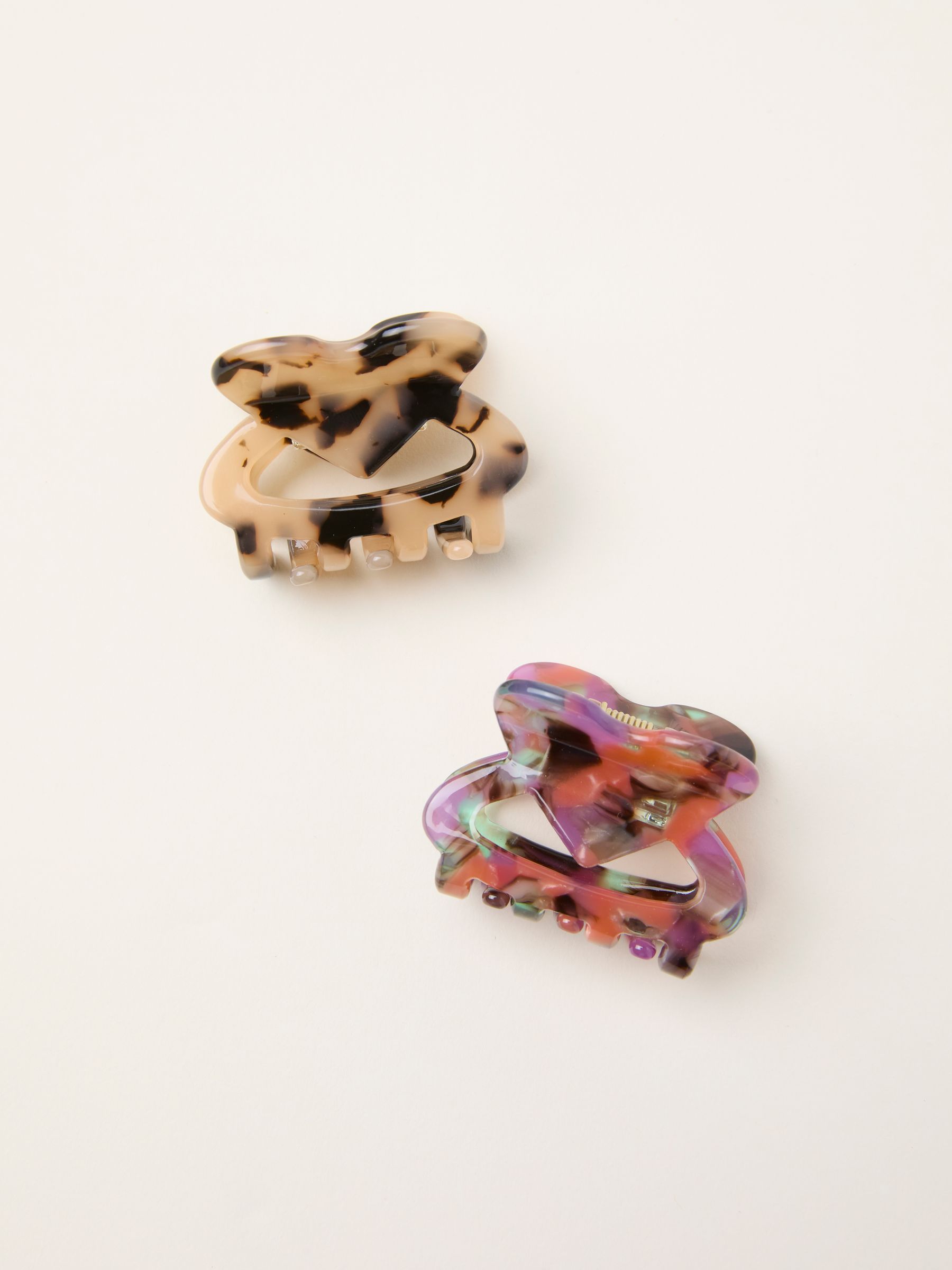Multi 2 Pack Heart Claw Clips - Image 1 of 2