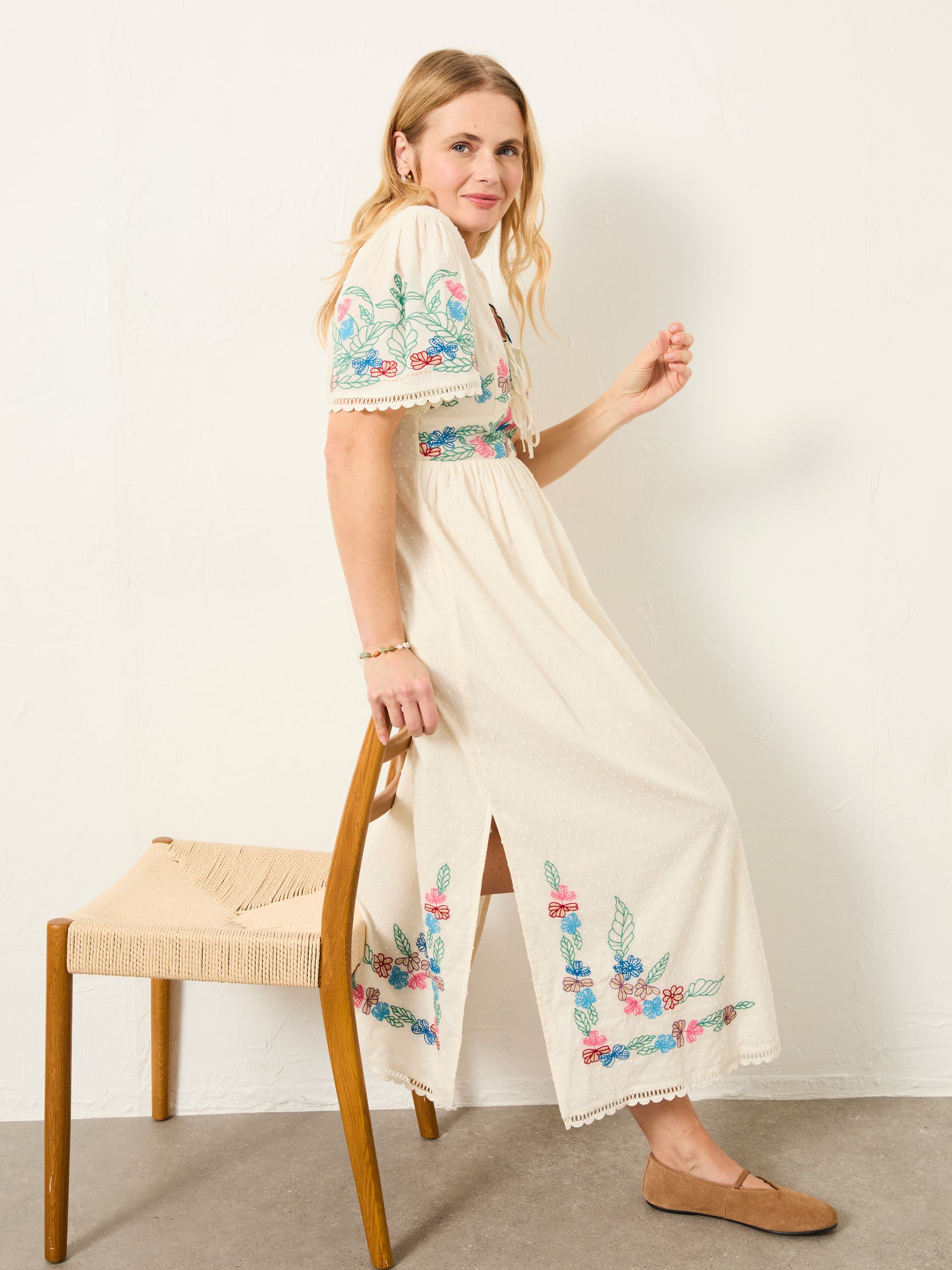 Fat Face - Ivory - Regular Embroidered Midi Dress in Ivory