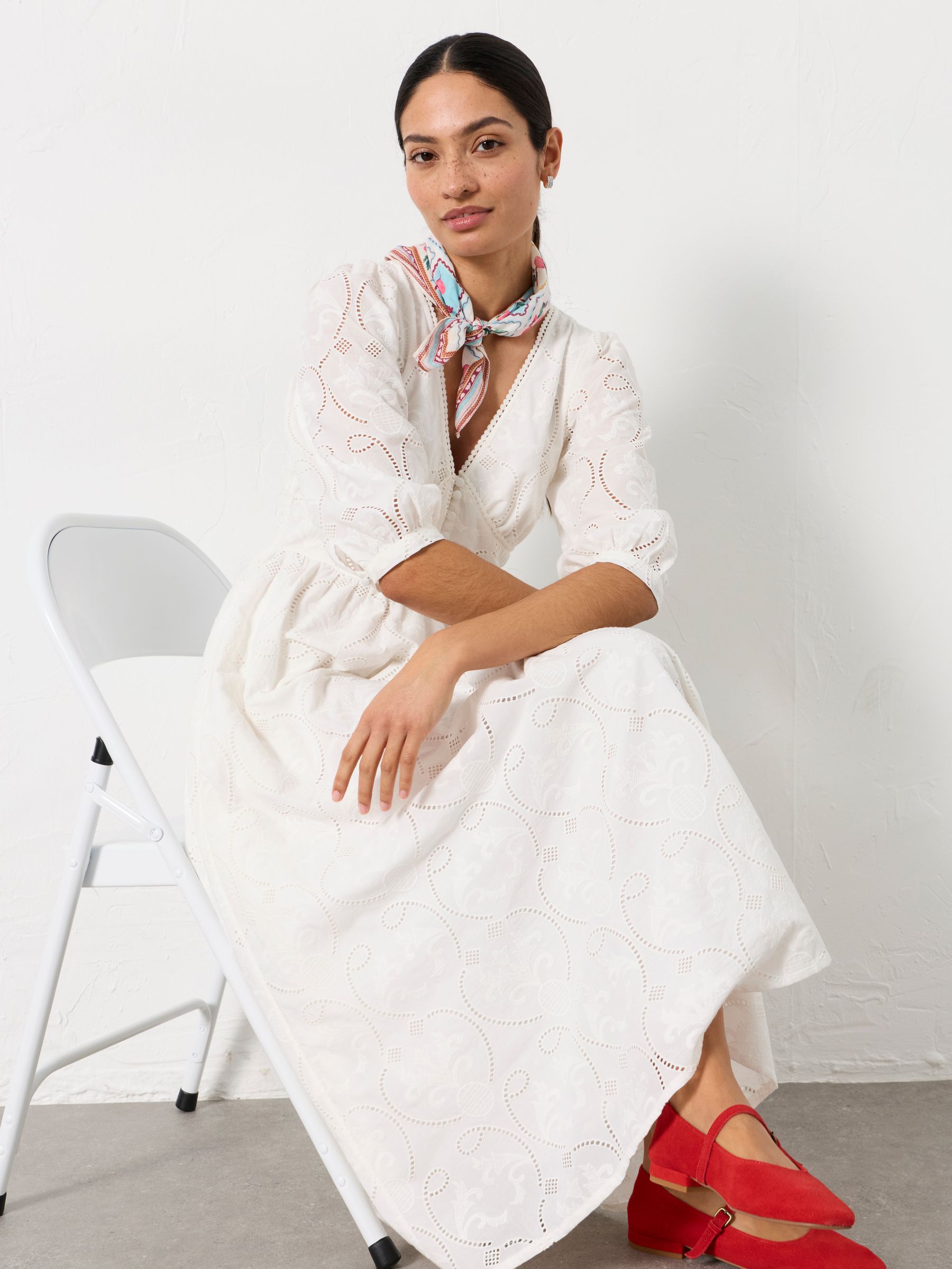 Flo White Regular Broderie Midi Dress - Image 5 of 6