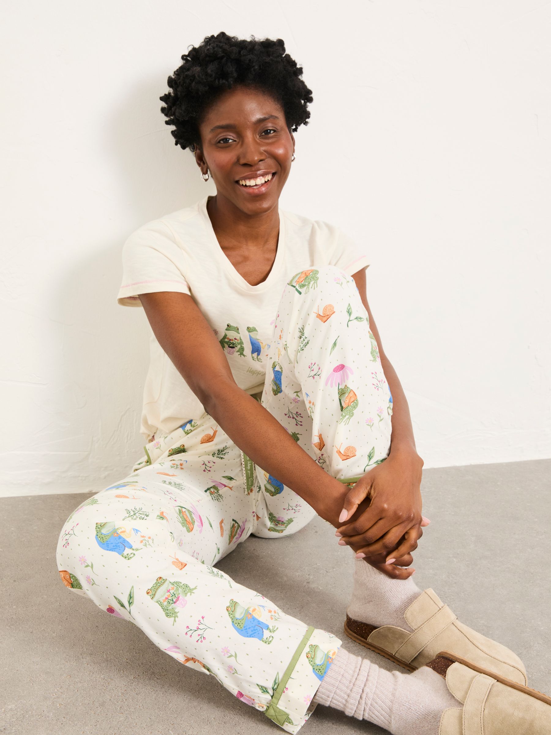 Eva Ivory Frog Print Pyjama Bottom - Image 5 of 6